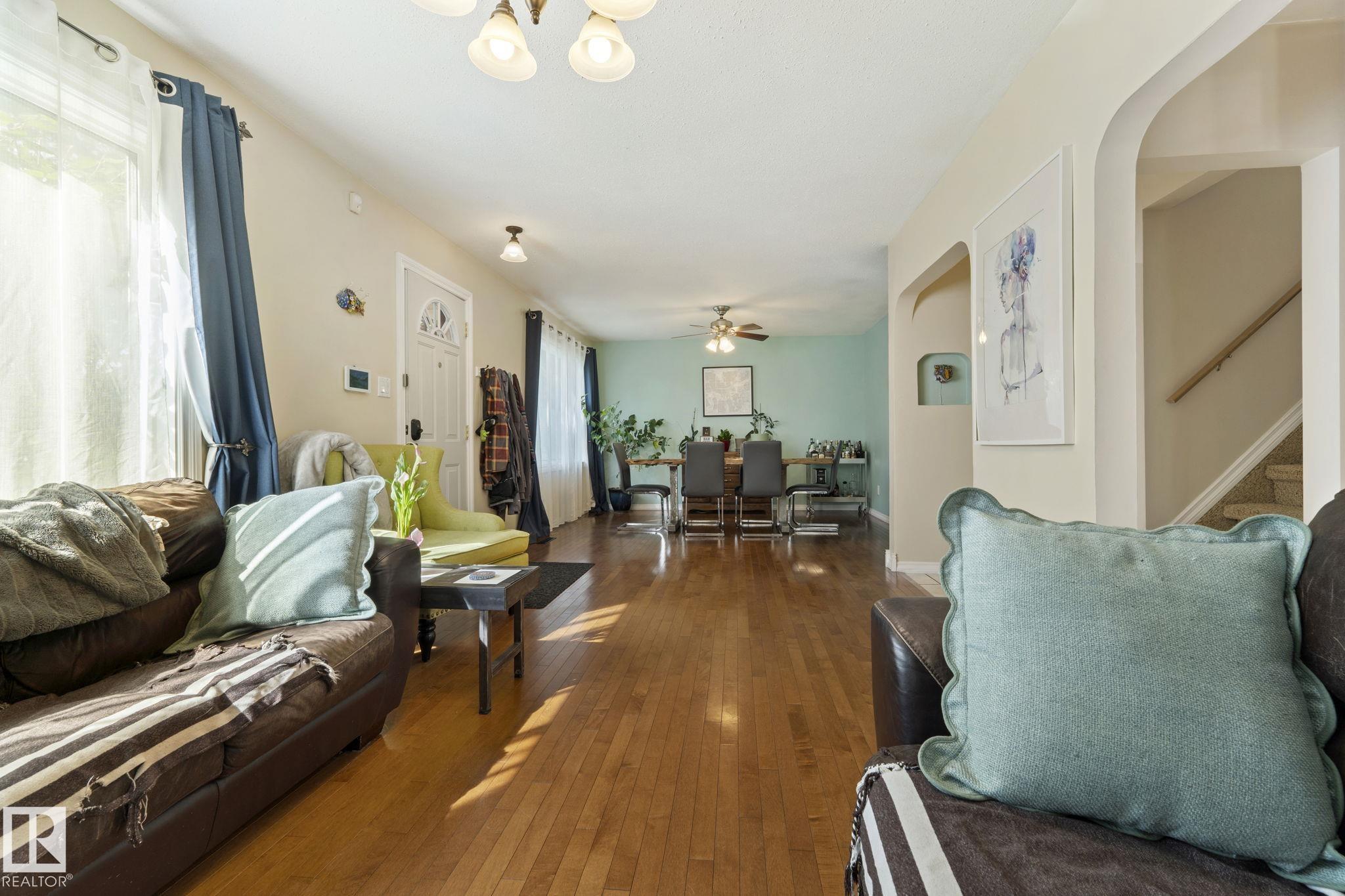 Photo 9 at 11331 60 Street NW, Highlands, Edmonton