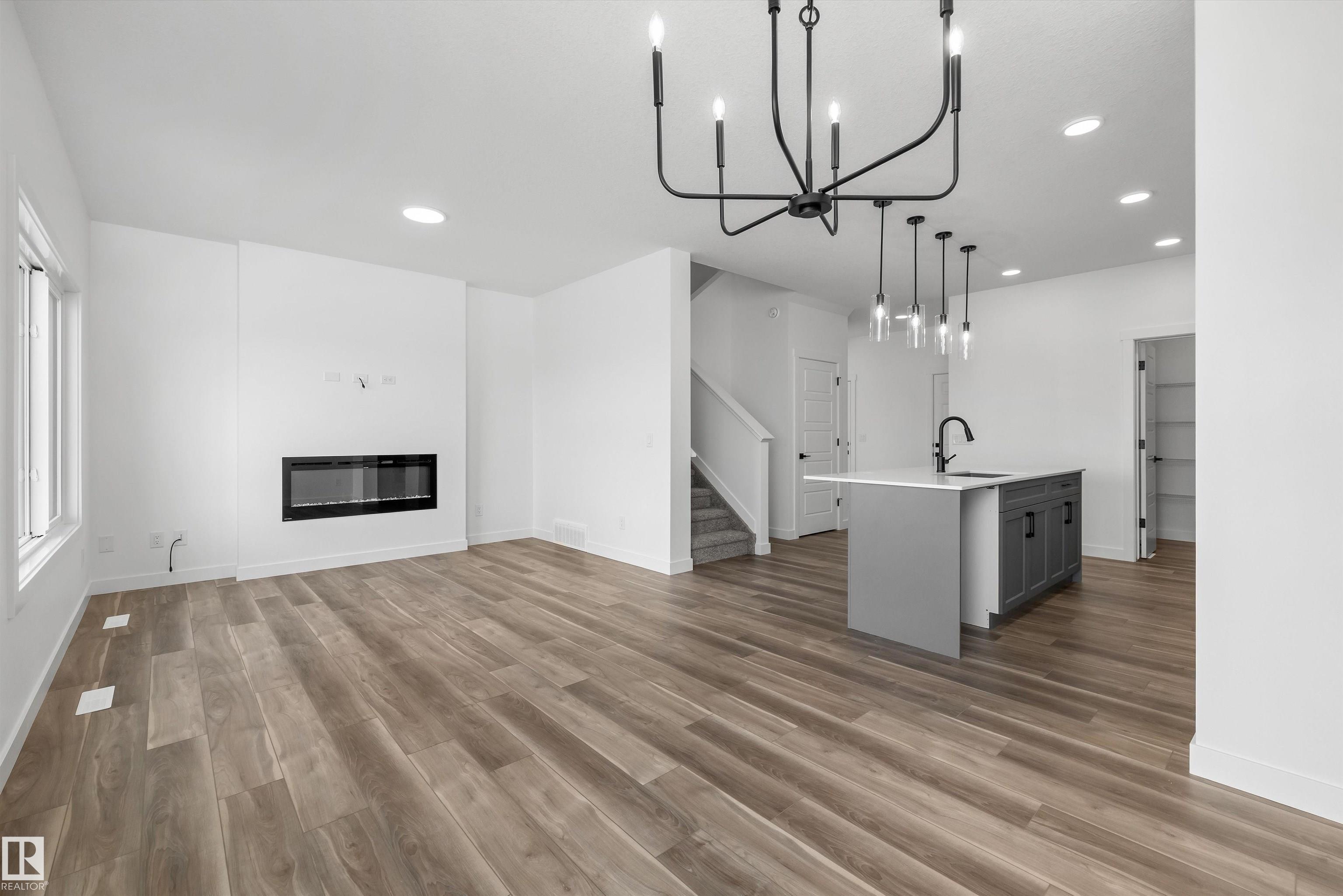 Photo 13 at 19111 20 Avenue NW, River's Edge, Edmonton