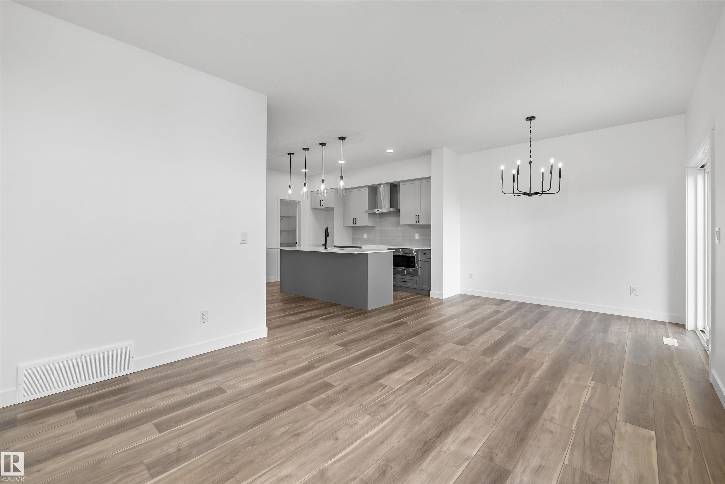Photo 17 at 19111 20 Avenue NW, River's Edge, Edmonton
