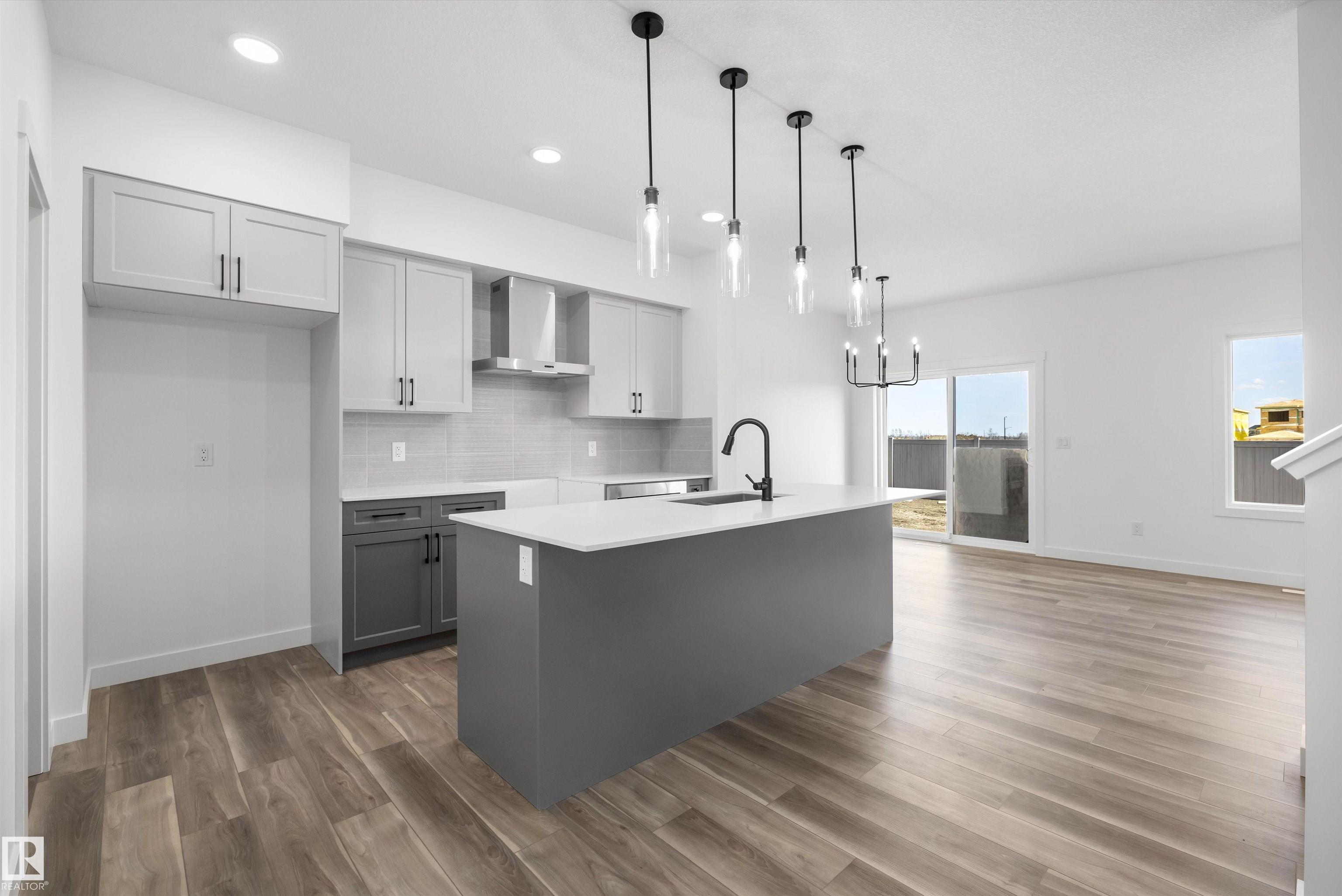 19111 20 Avenue NW, River's Edge, Edmonton