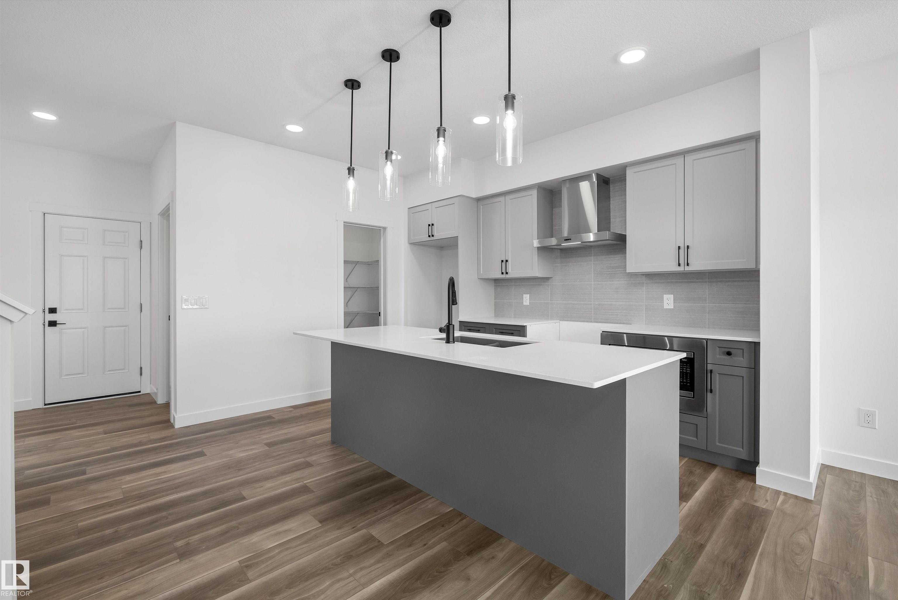 Photo 6 at 19111 20 Avenue NW, River's Edge, Edmonton
