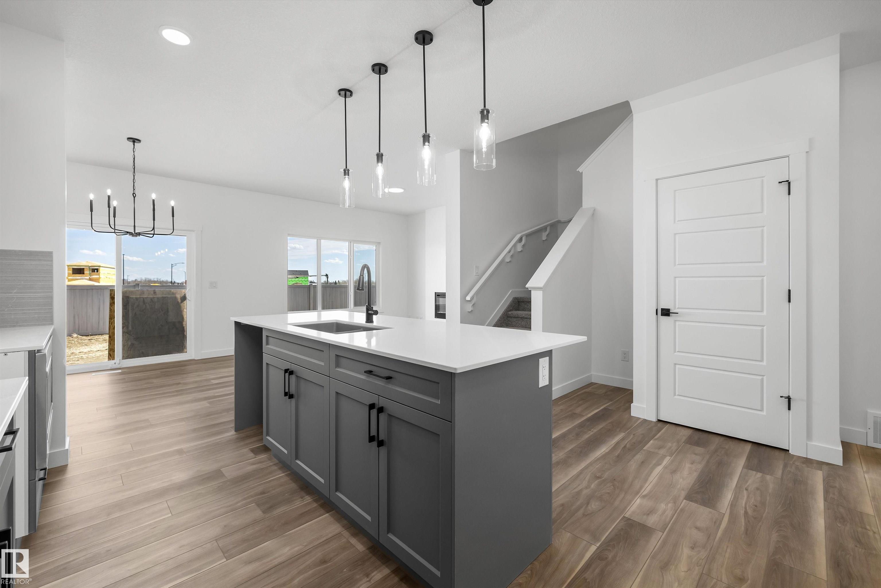 Photo 10 at 19111 20 Avenue NW, River's Edge, Edmonton