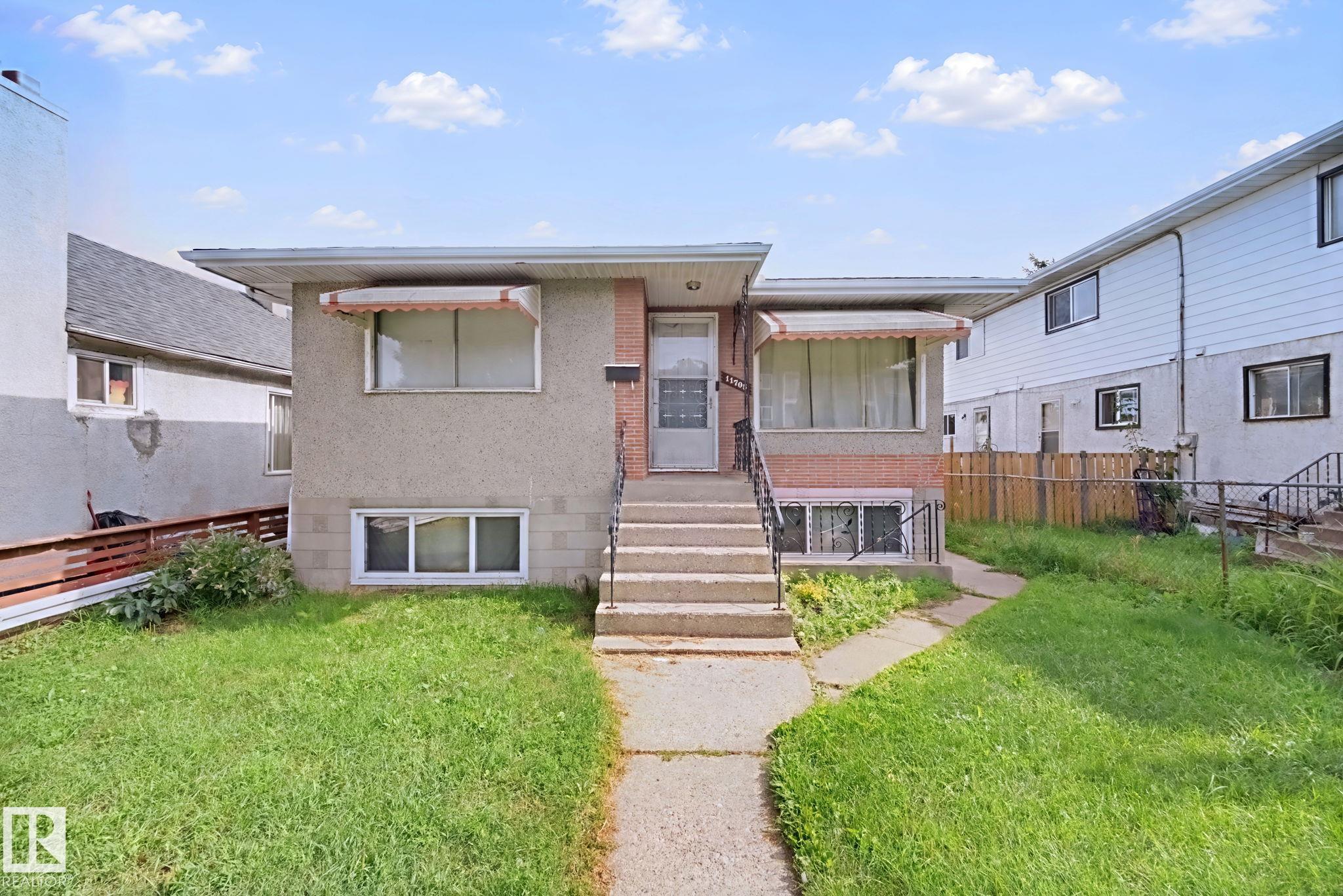 Picture for 11705 81 ST NW