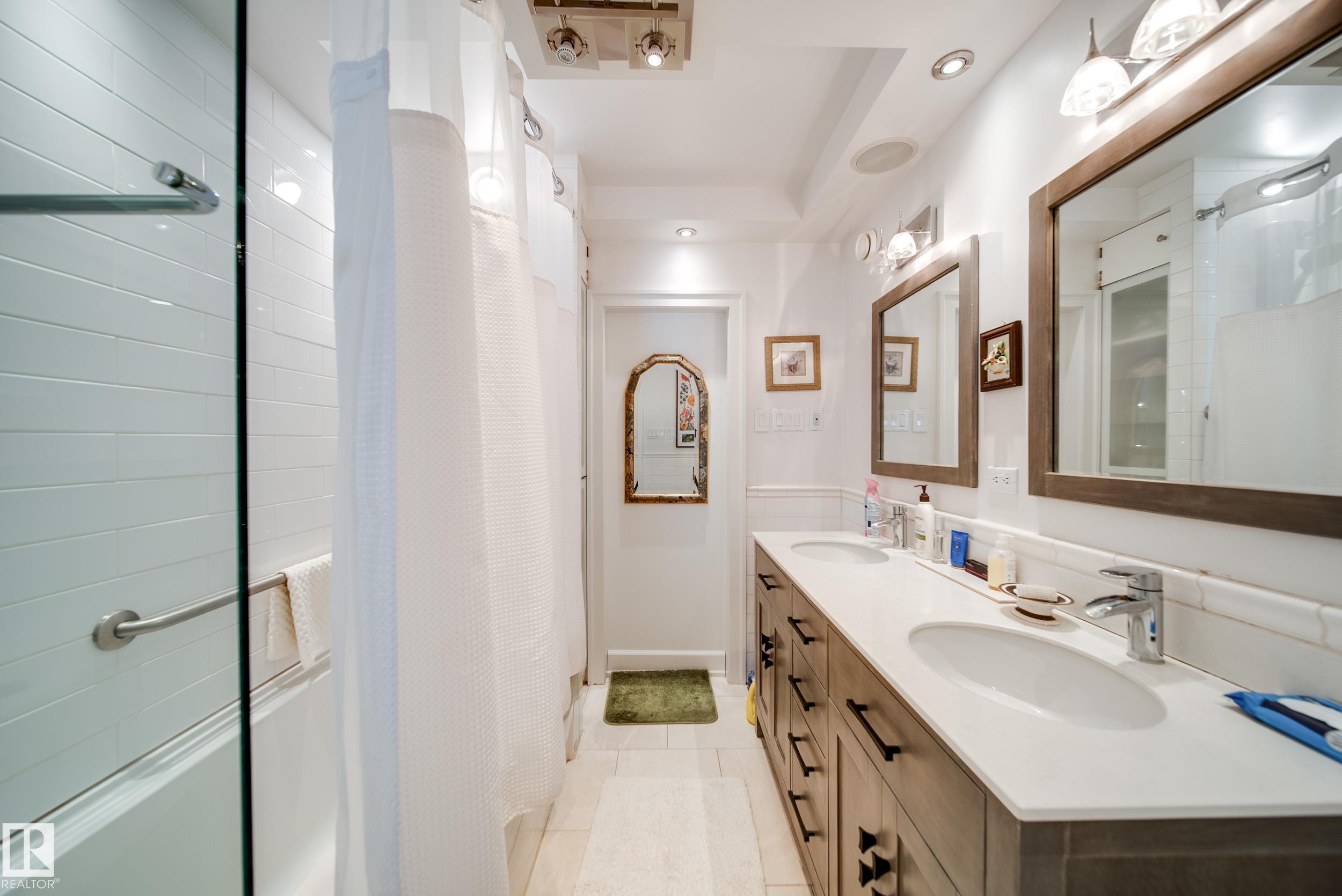 Photo 26 at 5310 Ada Boulevard NW, Highlands, Edmonton
