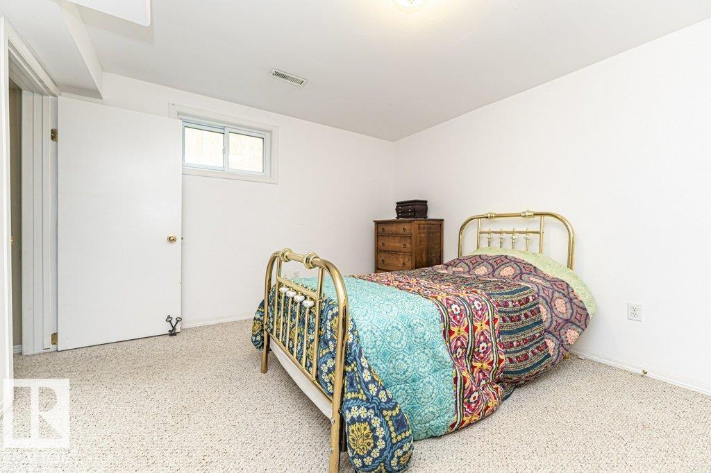 https://zimg.paragon.ice.com/ParagonImages/Property/PM/RAE/225422689/36/0/0/3543f78c628e1bcb2d0bde2c3fc83441/1/36efbbfc333d2e638ff6249748b0194a/225422689-c9583225-4802-47c4-8d06-3ad02d1c701f.JPG