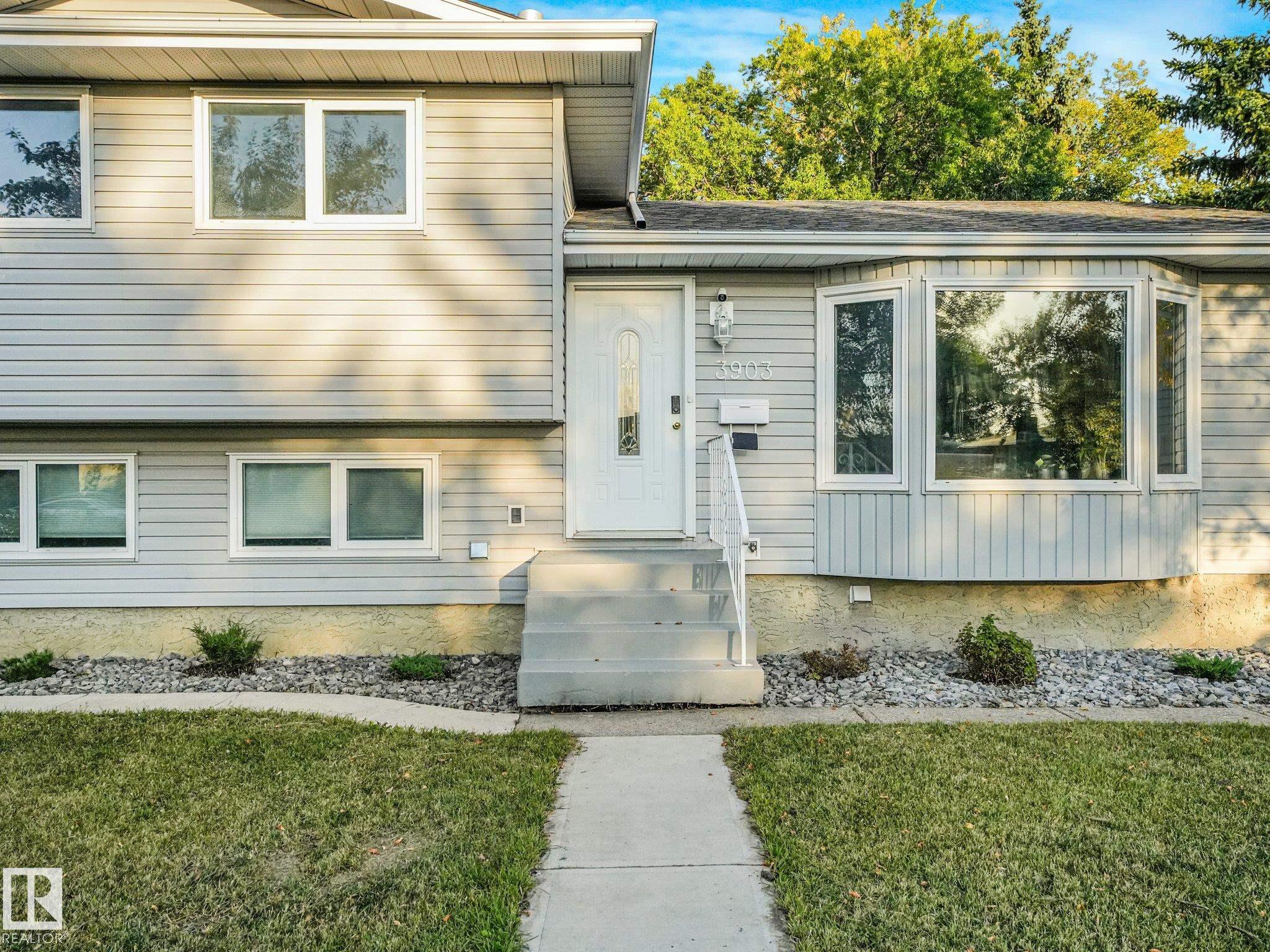 Picture for 3903 62 ST NW