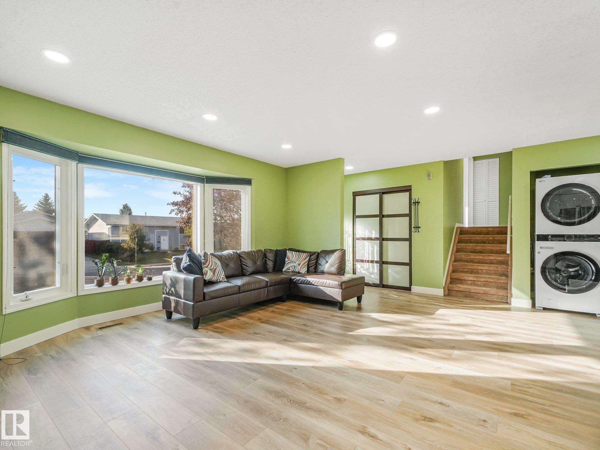 Picture for 3903 62 ST NW