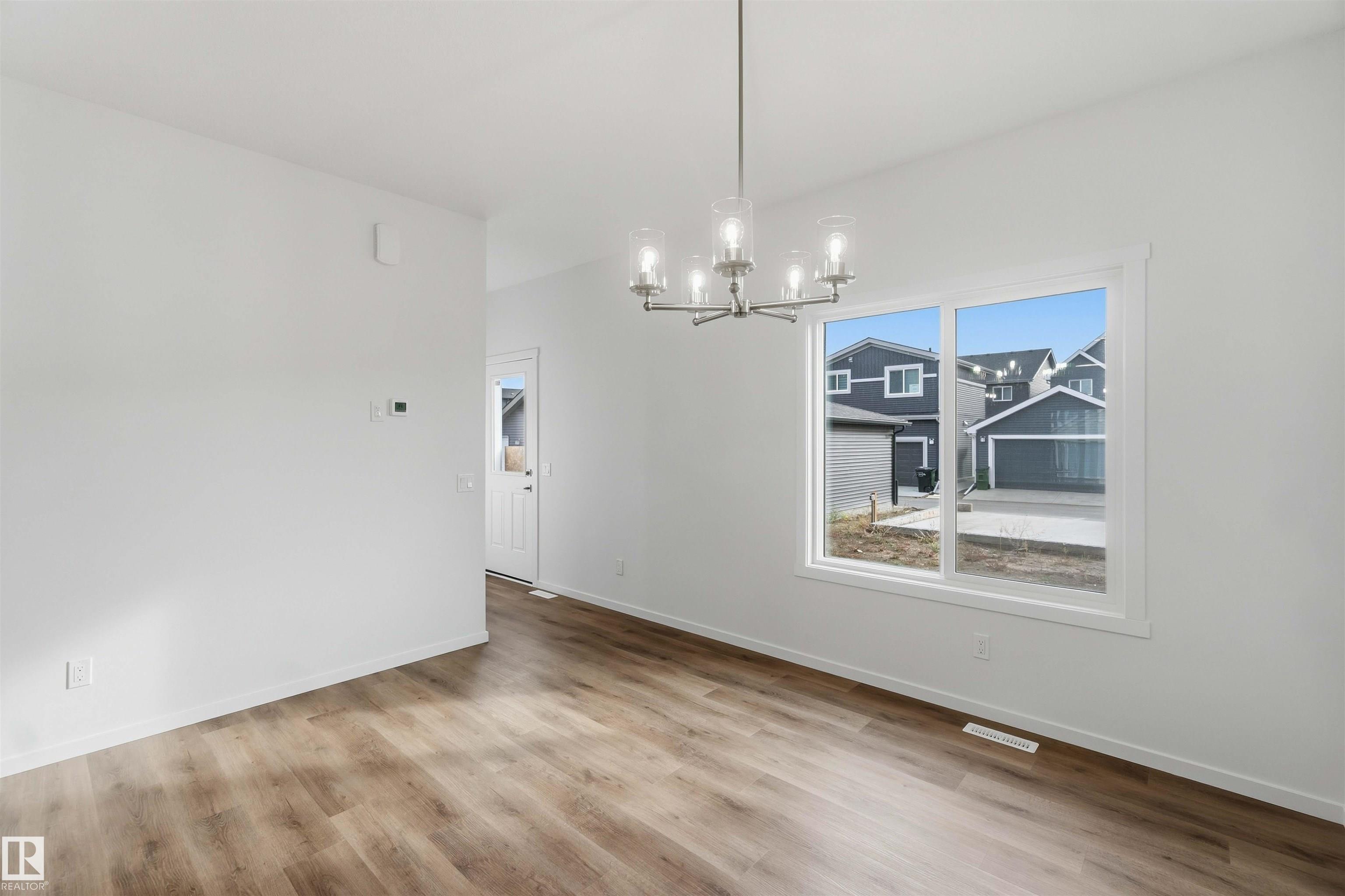 https://zimg.paragon.ice.com/ParagonImages/Property/PM/RAE/225422863/13/0/0/a172b876d1af82cb213b717dcbf7b282/1/c089f37afa5974cb49967ed310bcc99f/225422863-81da49b5-d752-4ecc-be5a-f065b39a48aa.JPG