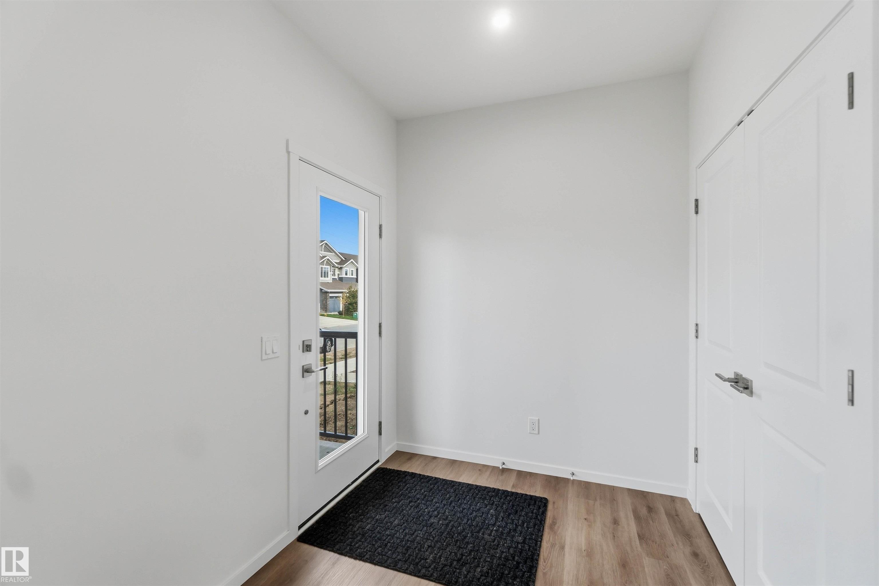 https://zimg.paragon.ice.com/ParagonImages/Property/PM/RAE/225422863/20/0/0/5d83a9453761b4751e008ce32f46d3ac/1/c089f37afa5974cb49967ed310bcc99f/225422863-0d3a770f-e93c-4159-8c3e-22dc1ff0507f.JPG