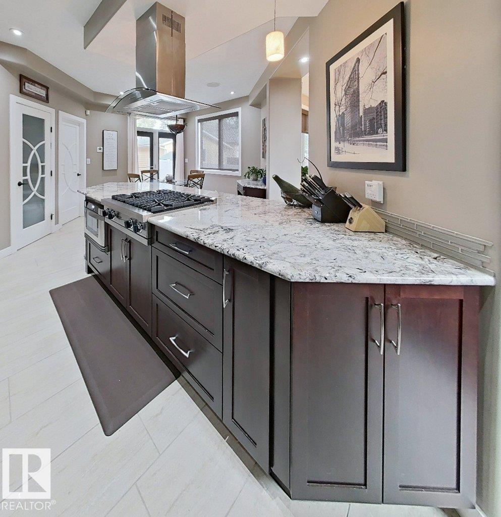 https://zimg.paragon.ice.com/ParagonImages/Property/PM/RAE/225422885/21/0/0/84c15b842cde2e9cd36e2df7658bfc8a/1/376fda6ddbccde136976acf8a9a07601/225422885-2c1e16a4-5e01-435e-bac0-982d27d1b828.JPG