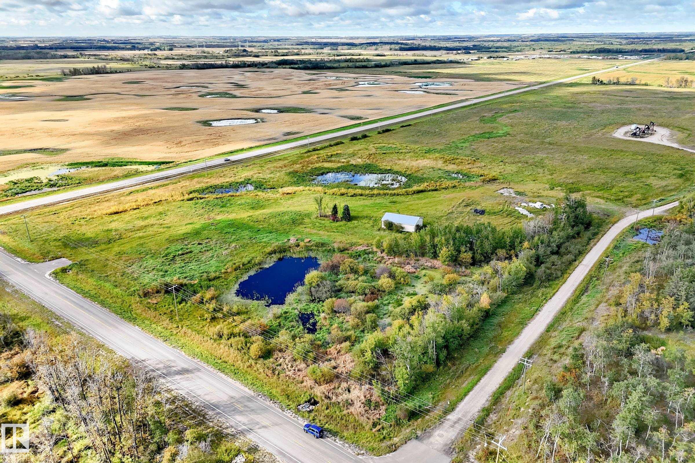 TWP 570 Range Road 220, None, Rural Sturgeon County