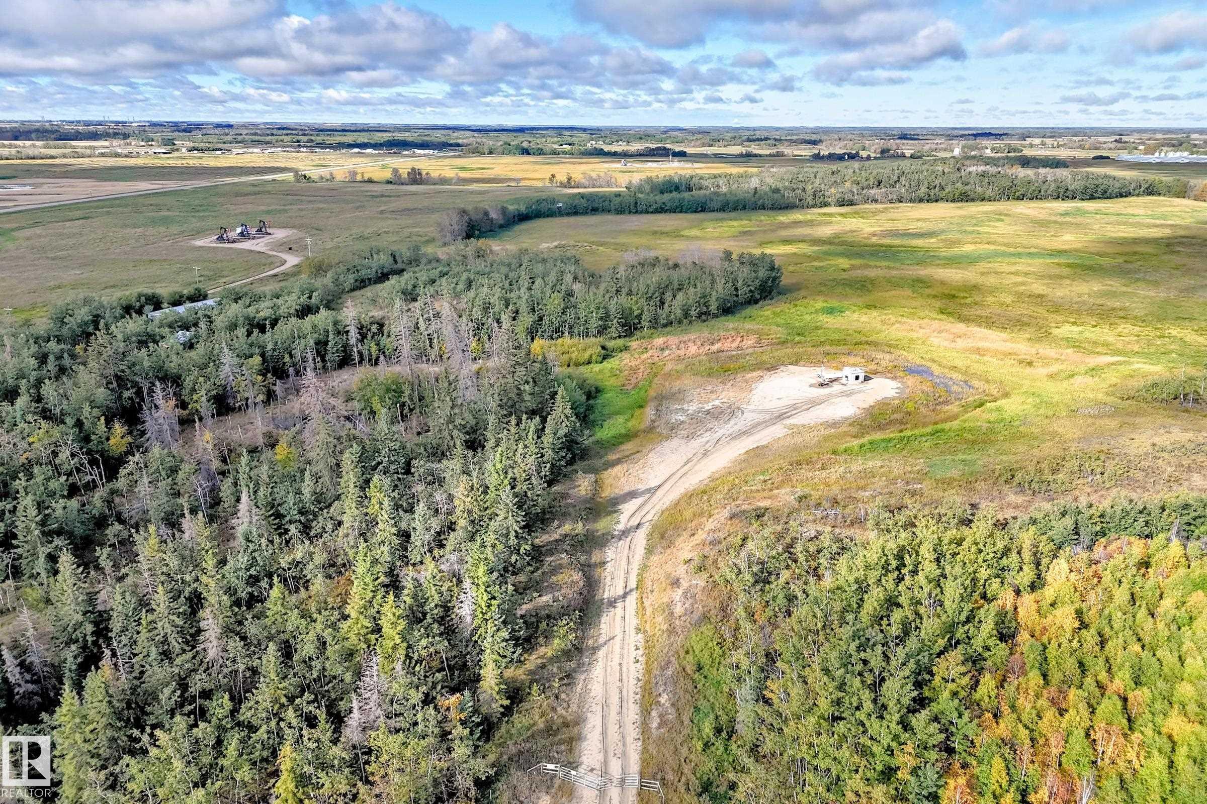 Photo 28 at TWP 570 Range Road 220, None, Rural Sturgeon County