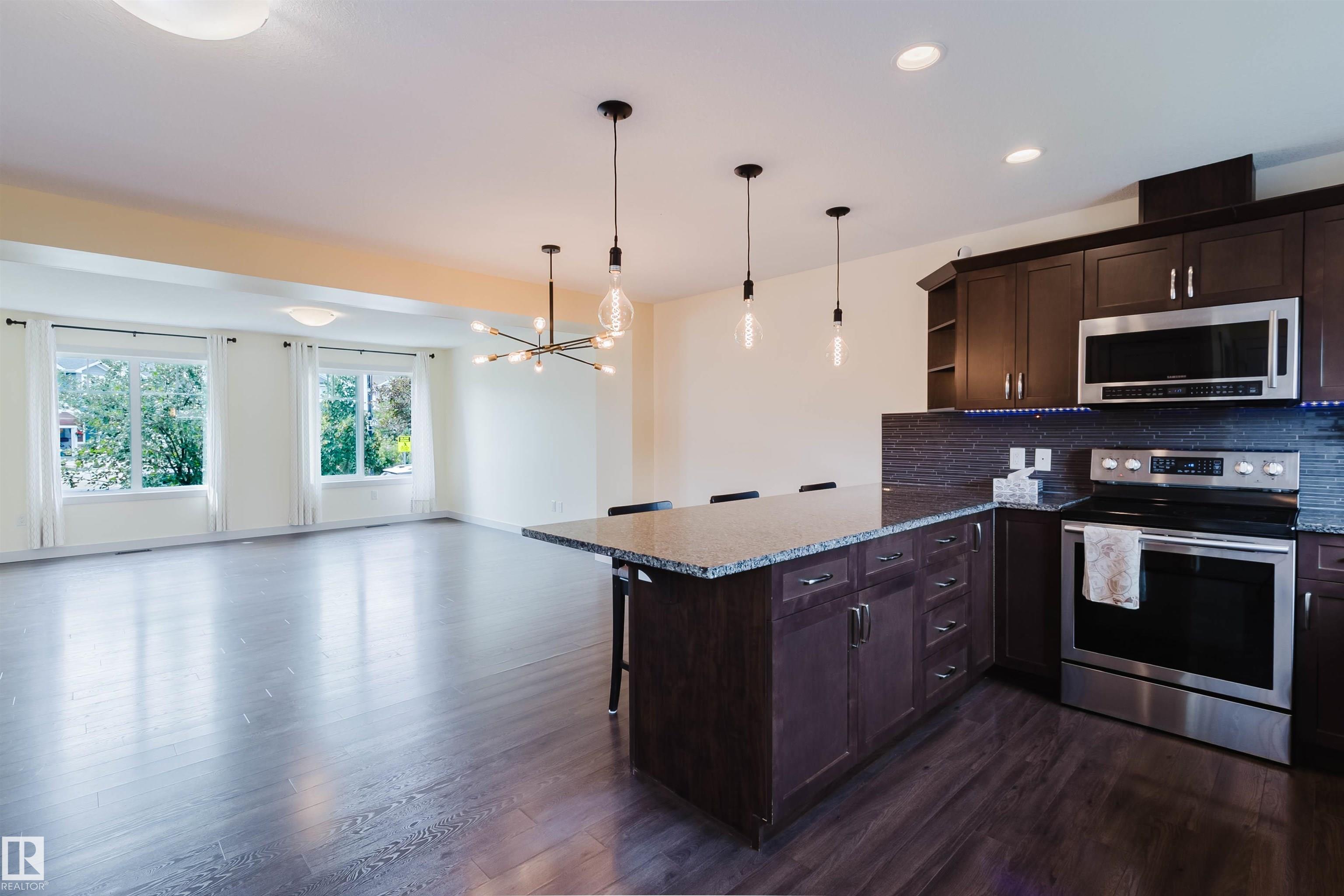 Photo 12 at 6717 Elston Lane NW, Edgemont, Edmonton