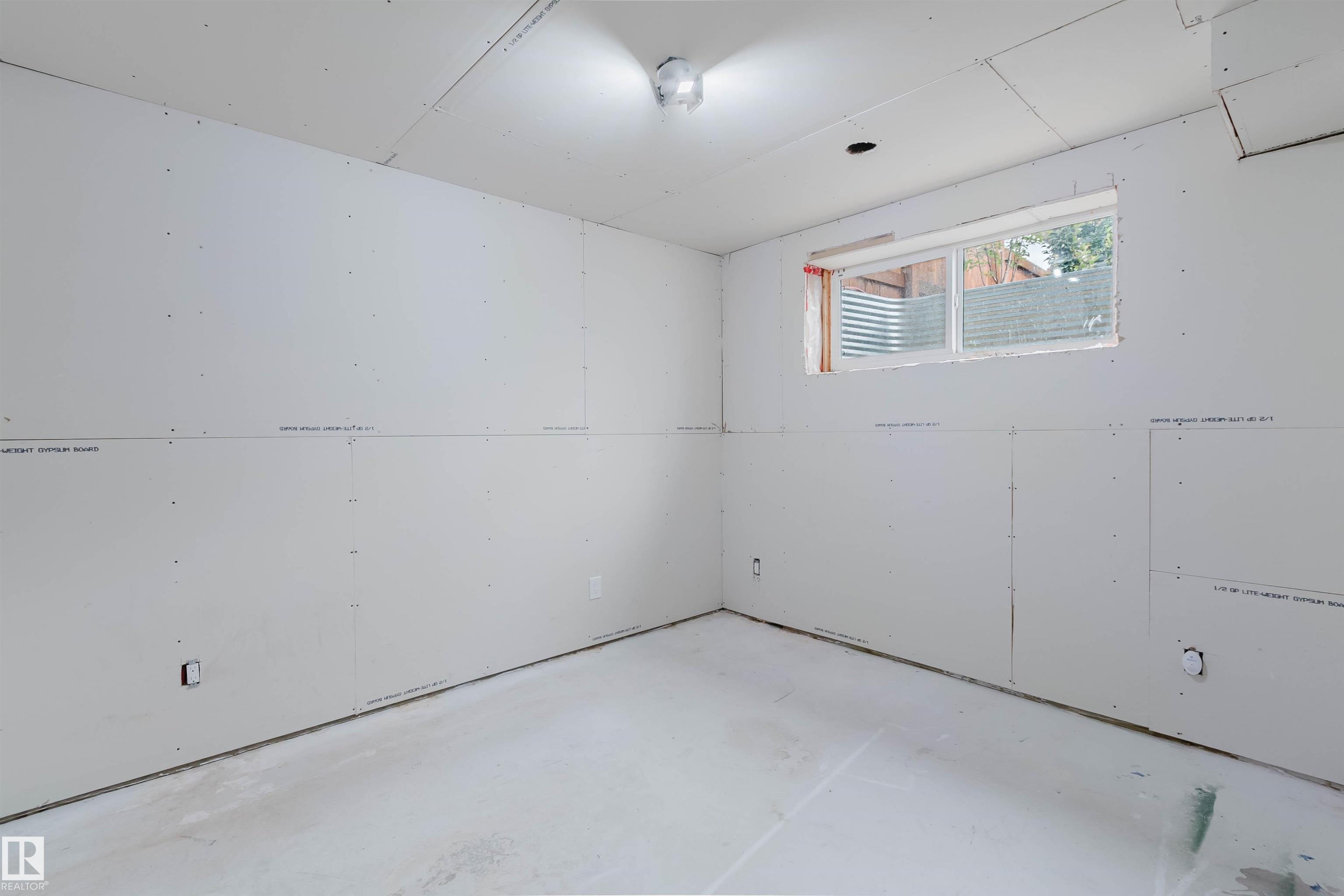 Photo 46 at 6717 Elston Lane NW, Edgemont, Edmonton