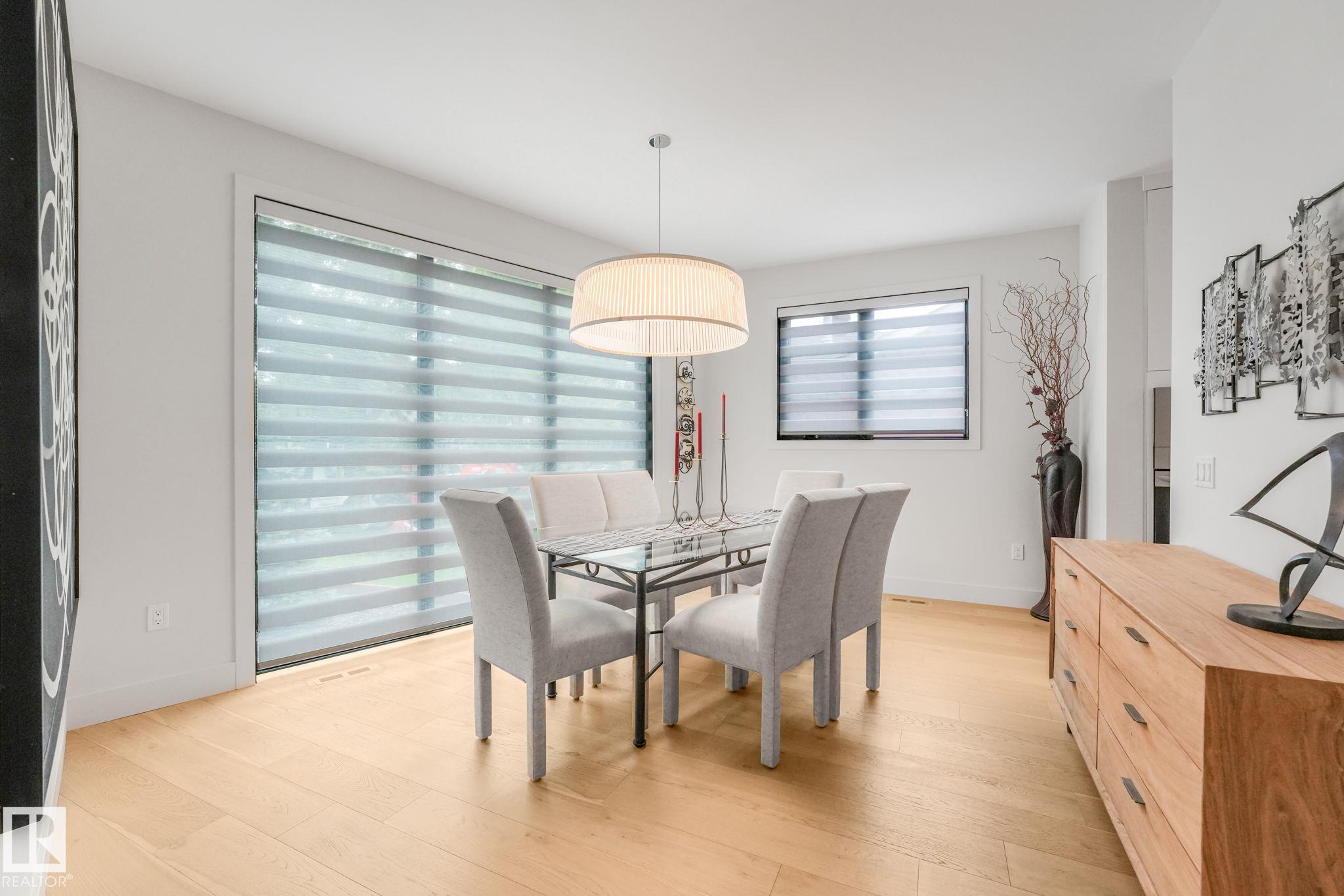 https://zimg.paragon.ice.com/ParagonImages/Property/PM/RAE/225423005/6/0/0/2a580708ef020f0bd6a633170453b24a/1/73272607b235a15b563f0abdaa3a0d53/225423005-F0626AE9-F4F0-497B-95FE-BA8EC97DE477.JPG