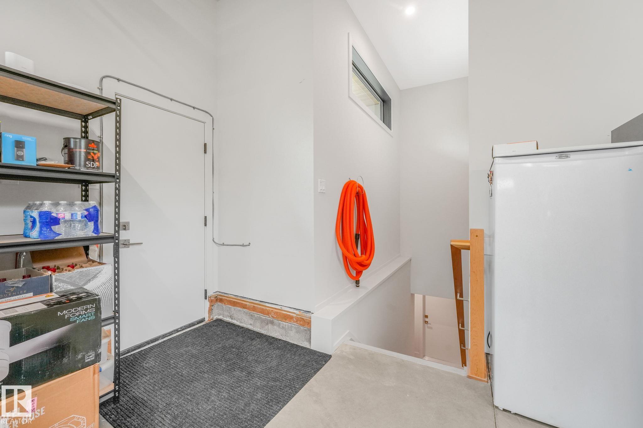 https://zimg.paragon.ice.com/ParagonImages/Property/PM/RAE/225423005/63/0/0/7fdc908d3e42e20804ce0e01ae7627f4/1/73272607b235a15b563f0abdaa3a0d53/225423005-62D6363A-C36F-4135-AE5D-CB61A3D0D583.JPG