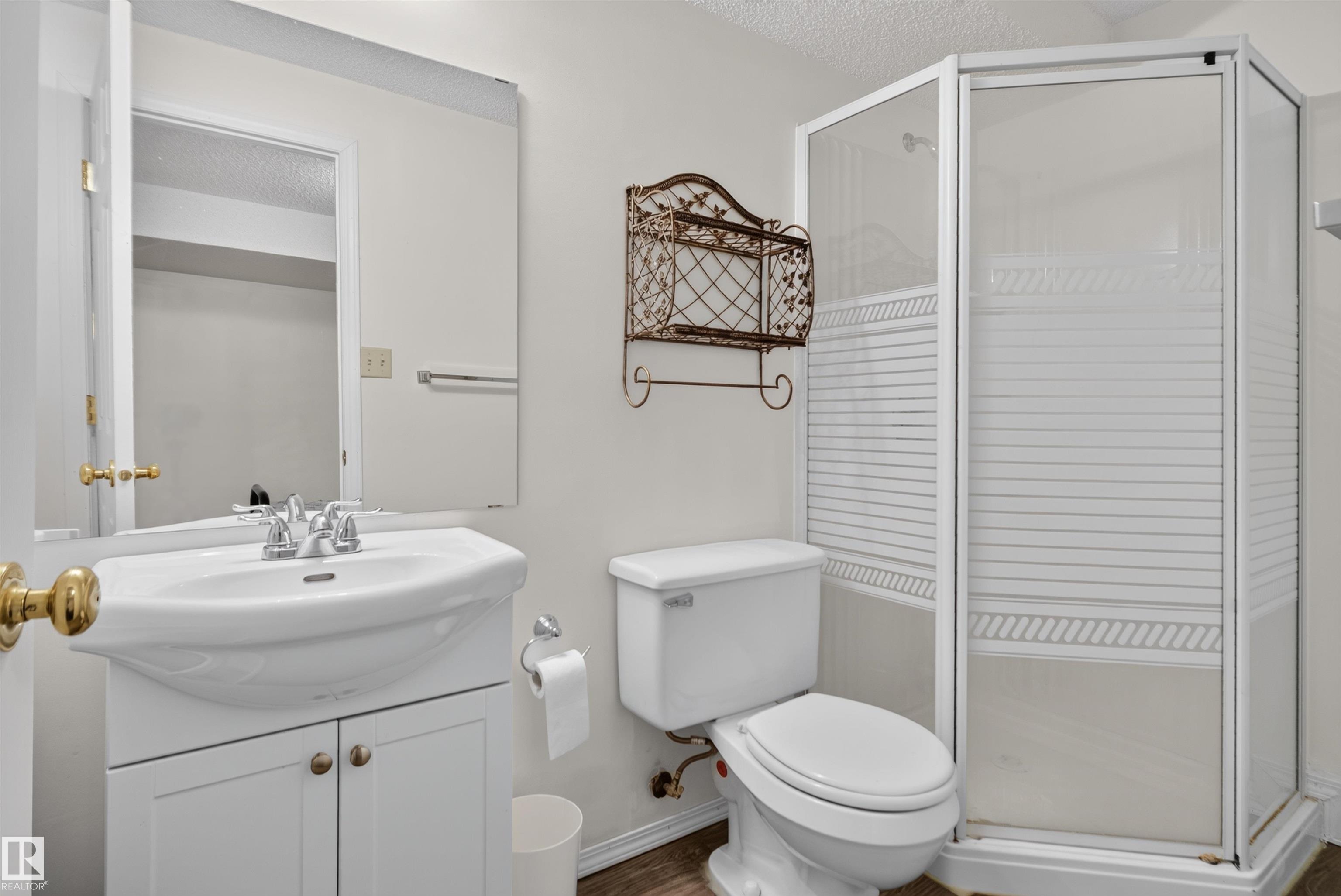 https://zimg.paragon.ice.com/ParagonImages/Property/PM/RAE/225423029/24/0/0/7454e2f9738b50fc48573774825c17ef/1/1f34f1d6fc755af1771c5a80b1b8c969/225423029-e72379ce-9486-485c-bfe9-1c282933a283.JPG