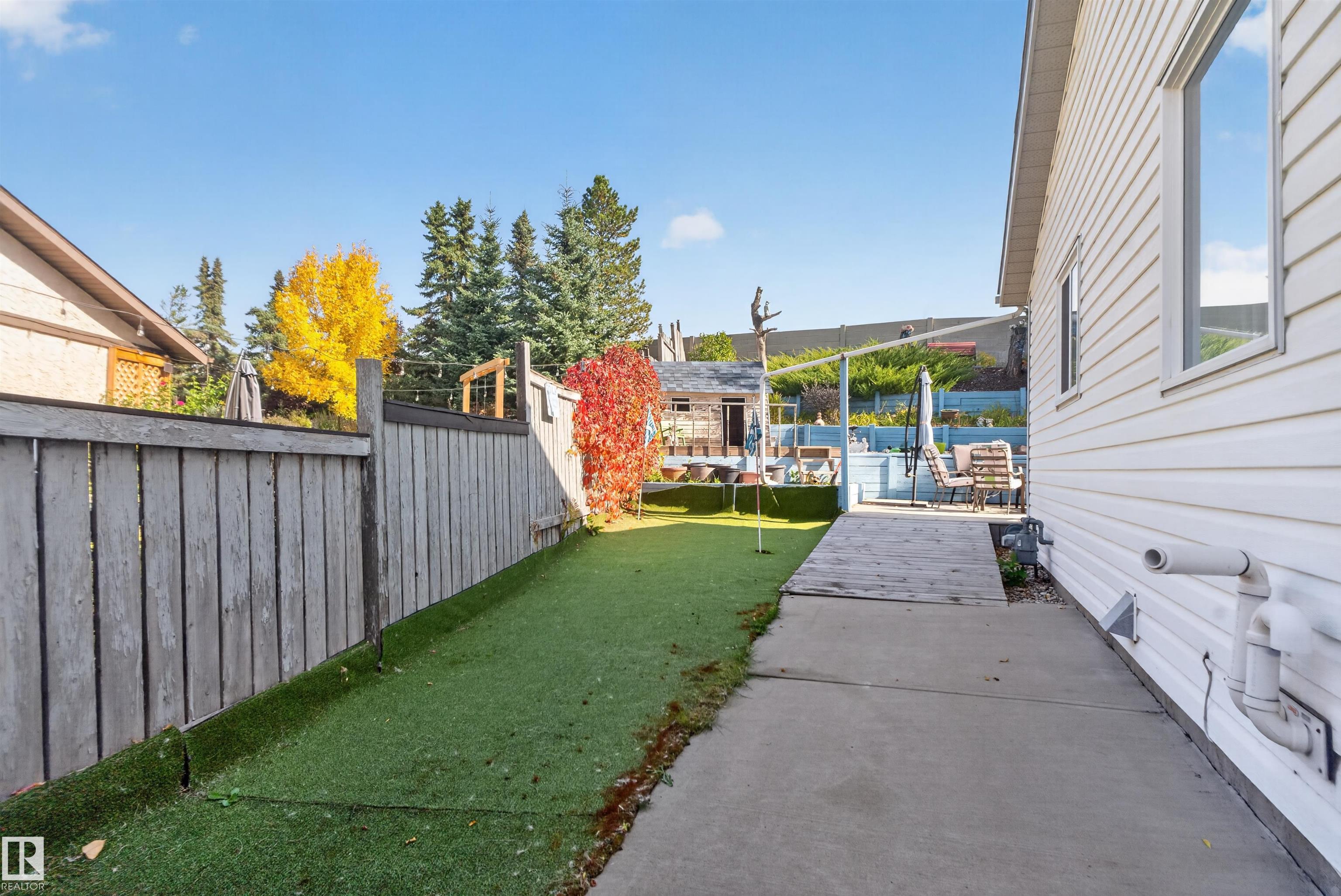 https://zimg.paragon.ice.com/ParagonImages/Property/PM/RAE/225423029/33/0/0/f5a40433b9e870cbcf6e00a5a37e3e78/1/1f34f1d6fc755af1771c5a80b1b8c969/225423029-ba33b256-4dae-4c4e-93f7-af80dbf0221a.JPG
