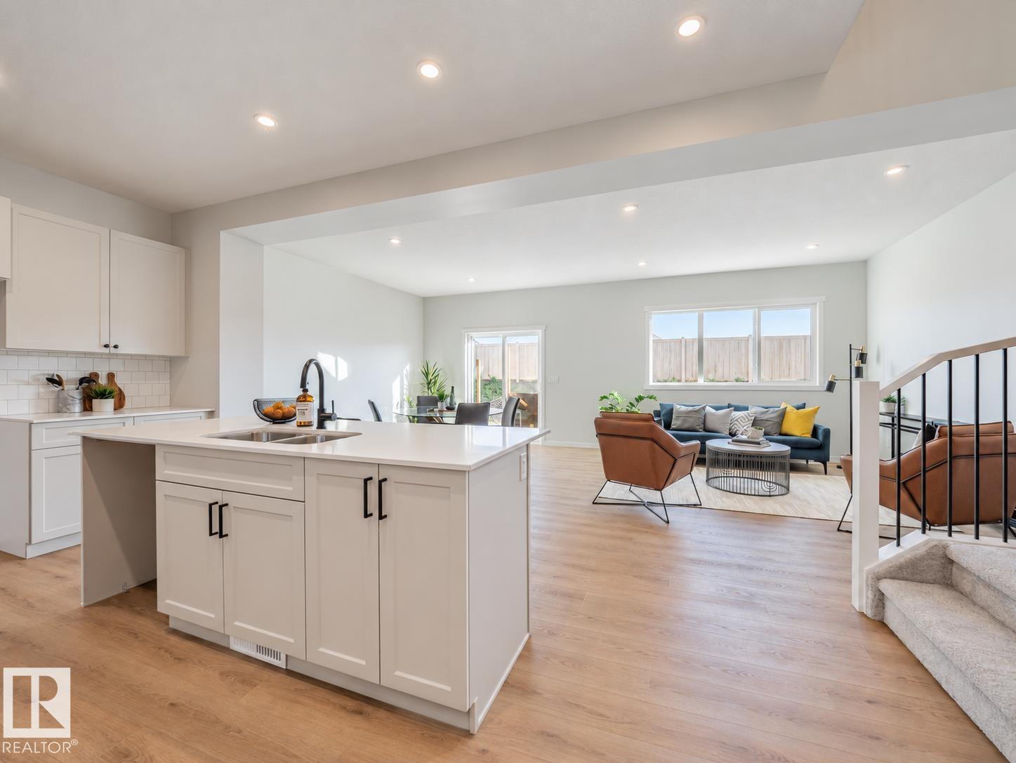 Photo 17 at 20727 24 Avenue NW, The Uplands, Edmonton