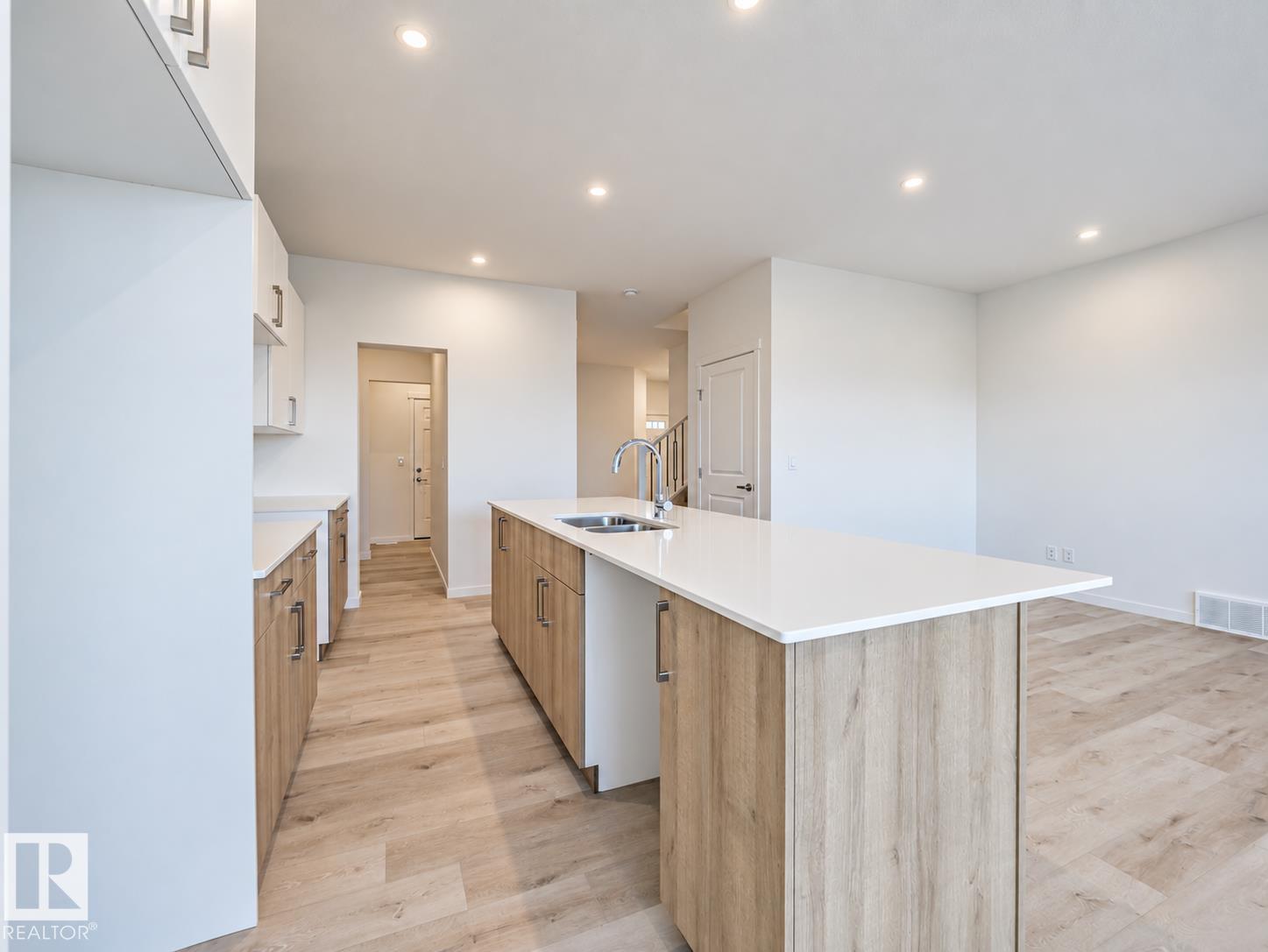 Photo 14 at 19511 30 Avenue NW, The Uplands, Edmonton