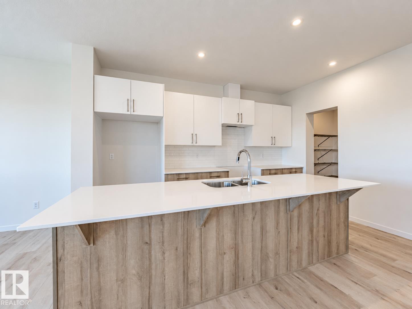 Photo 15 at 19511 30 Avenue NW, The Uplands, Edmonton