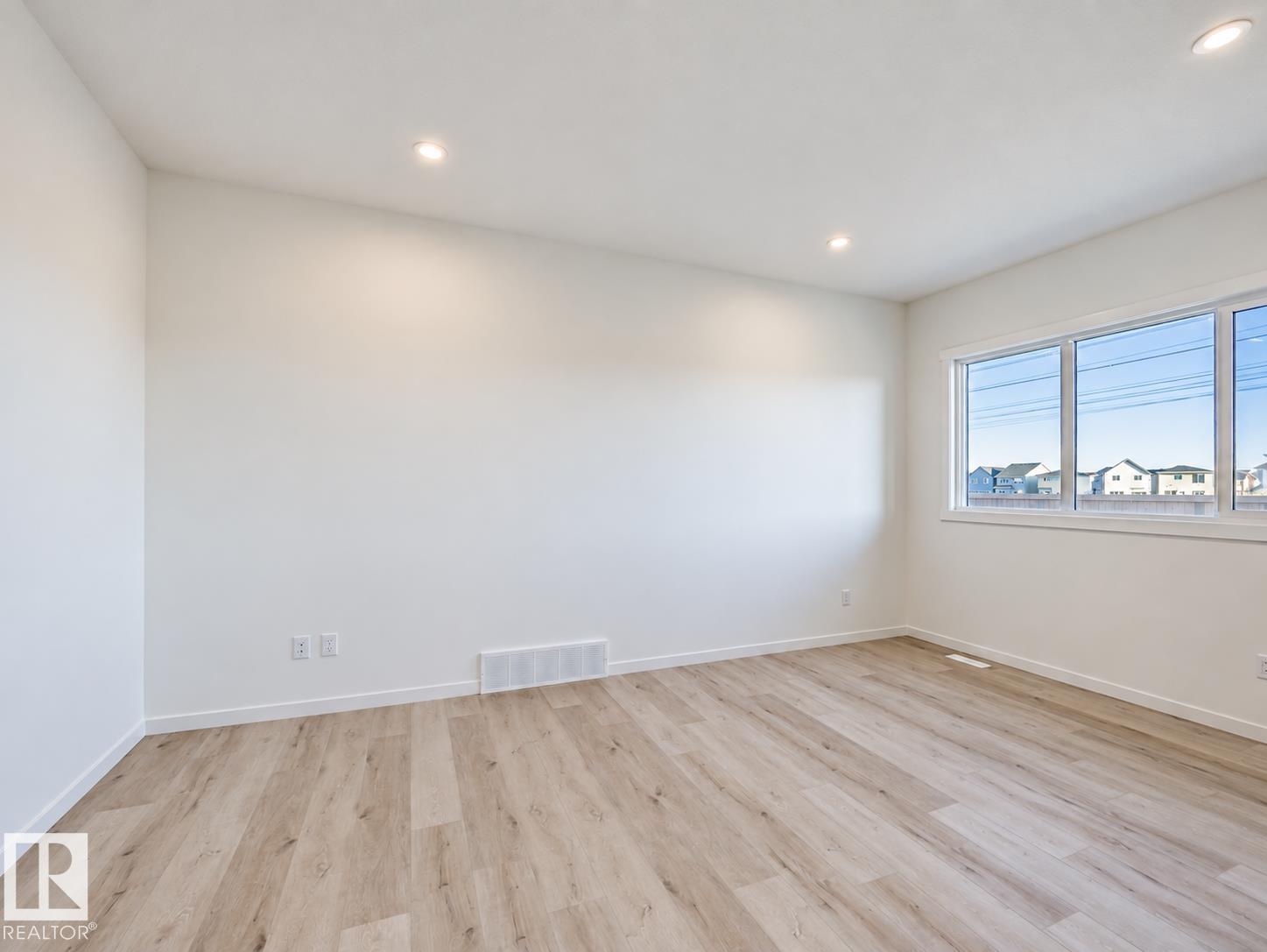 Photo 21 at 19511 30 Avenue NW, The Uplands, Edmonton