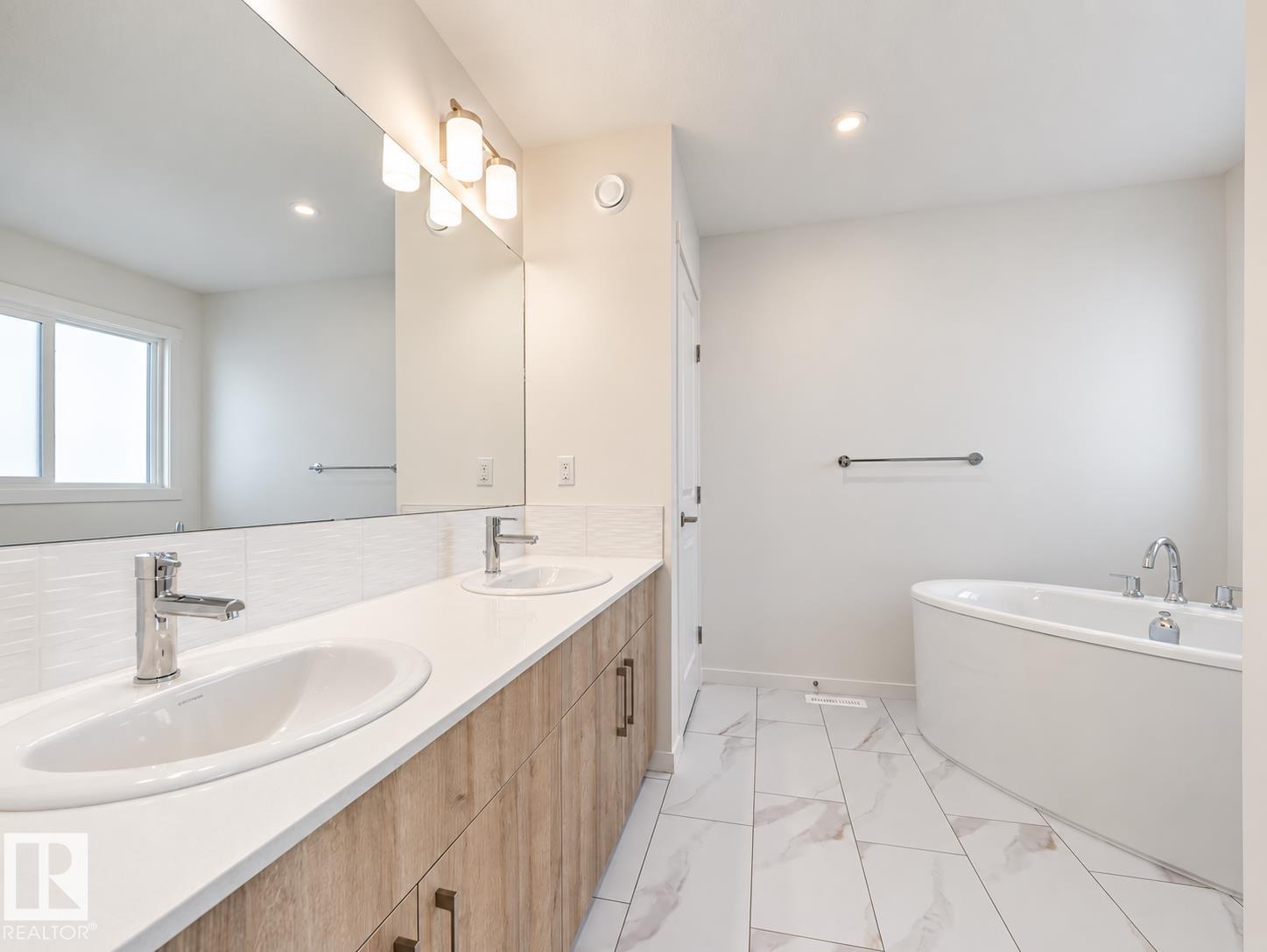Photo 31 at 19511 30 Avenue NW, The Uplands, Edmonton
