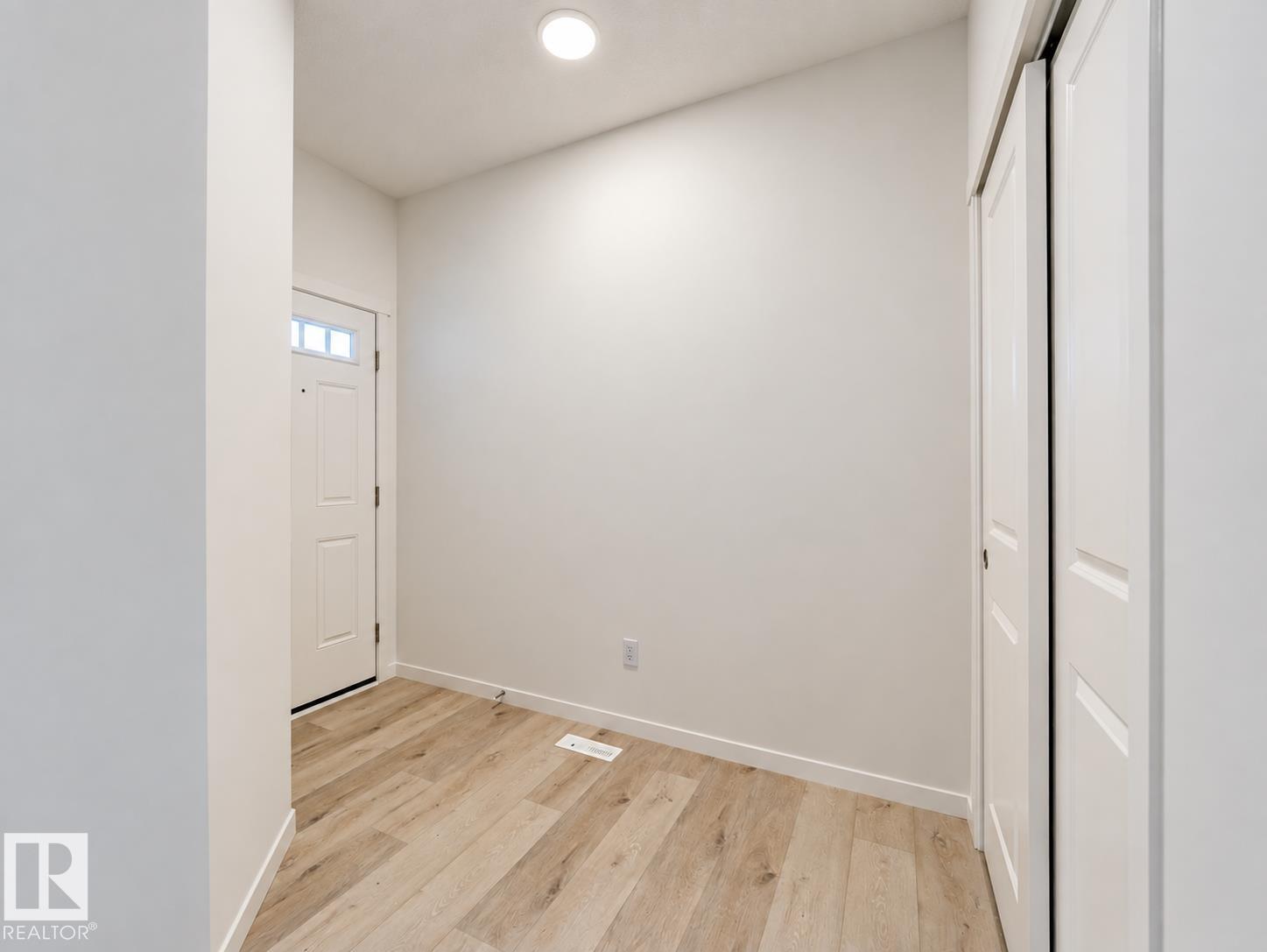 Photo 8 at 19511 30 Avenue NW, The Uplands, Edmonton