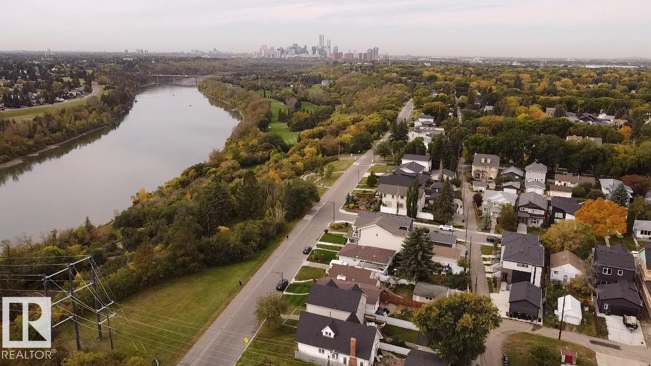 Photo 11 at 5014 Ada Boulevard NW, Highlands, Edmonton