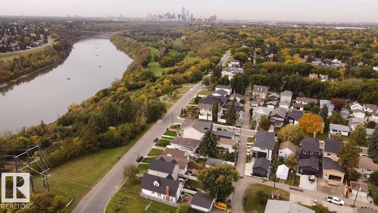 Photo 14 at 5014 Ada Boulevard NW, Highlands, Edmonton