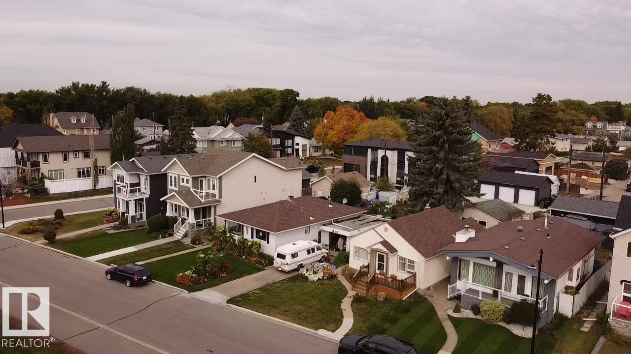 Photo 15 at 5014 Ada Boulevard NW, Highlands, Edmonton