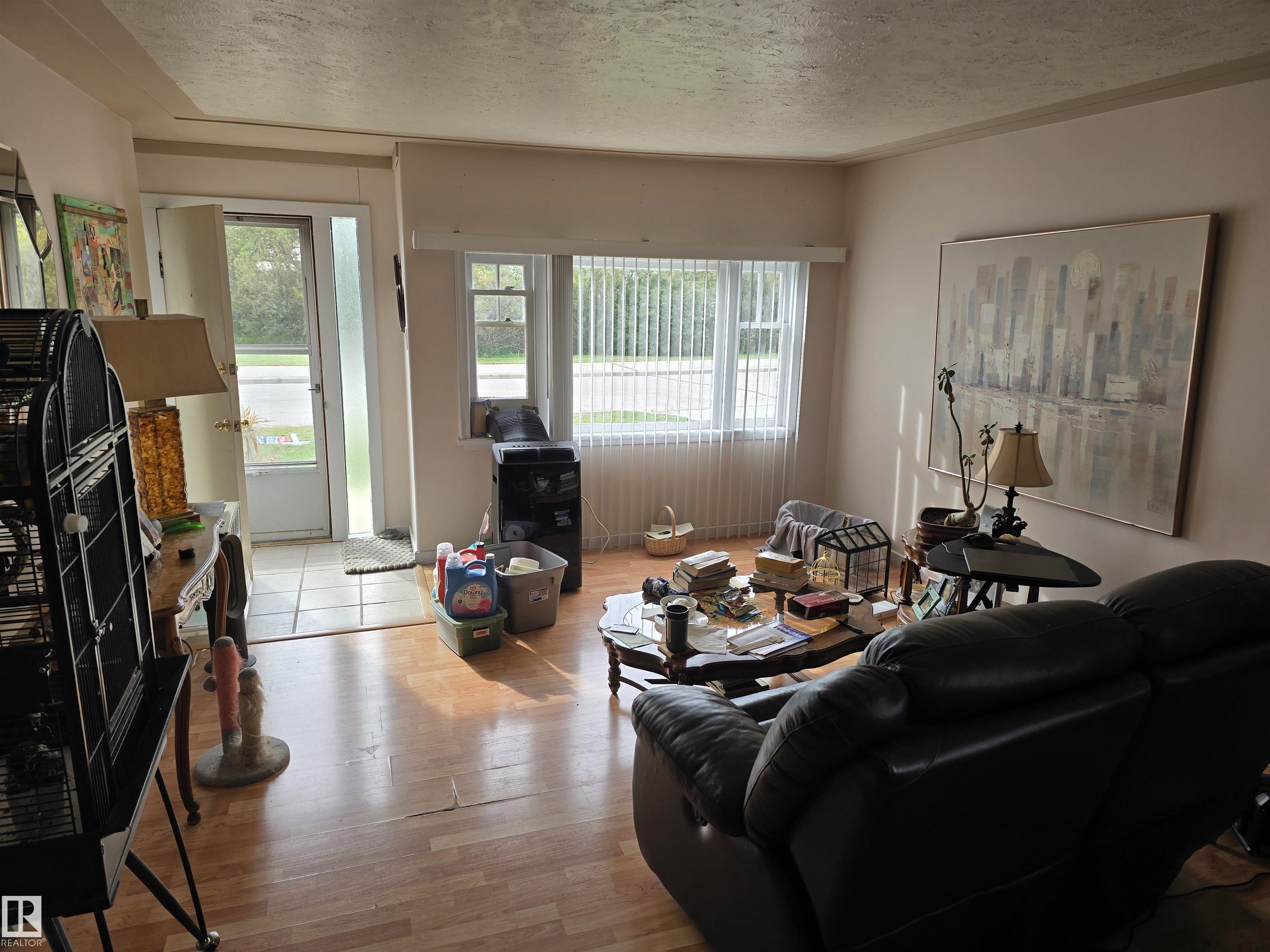 Photo 6 at 5014 Ada Boulevard NW, Highlands, Edmonton