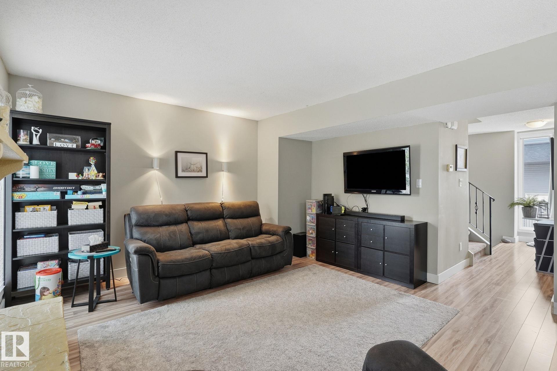 Picture for 5430 38a AV NW NW