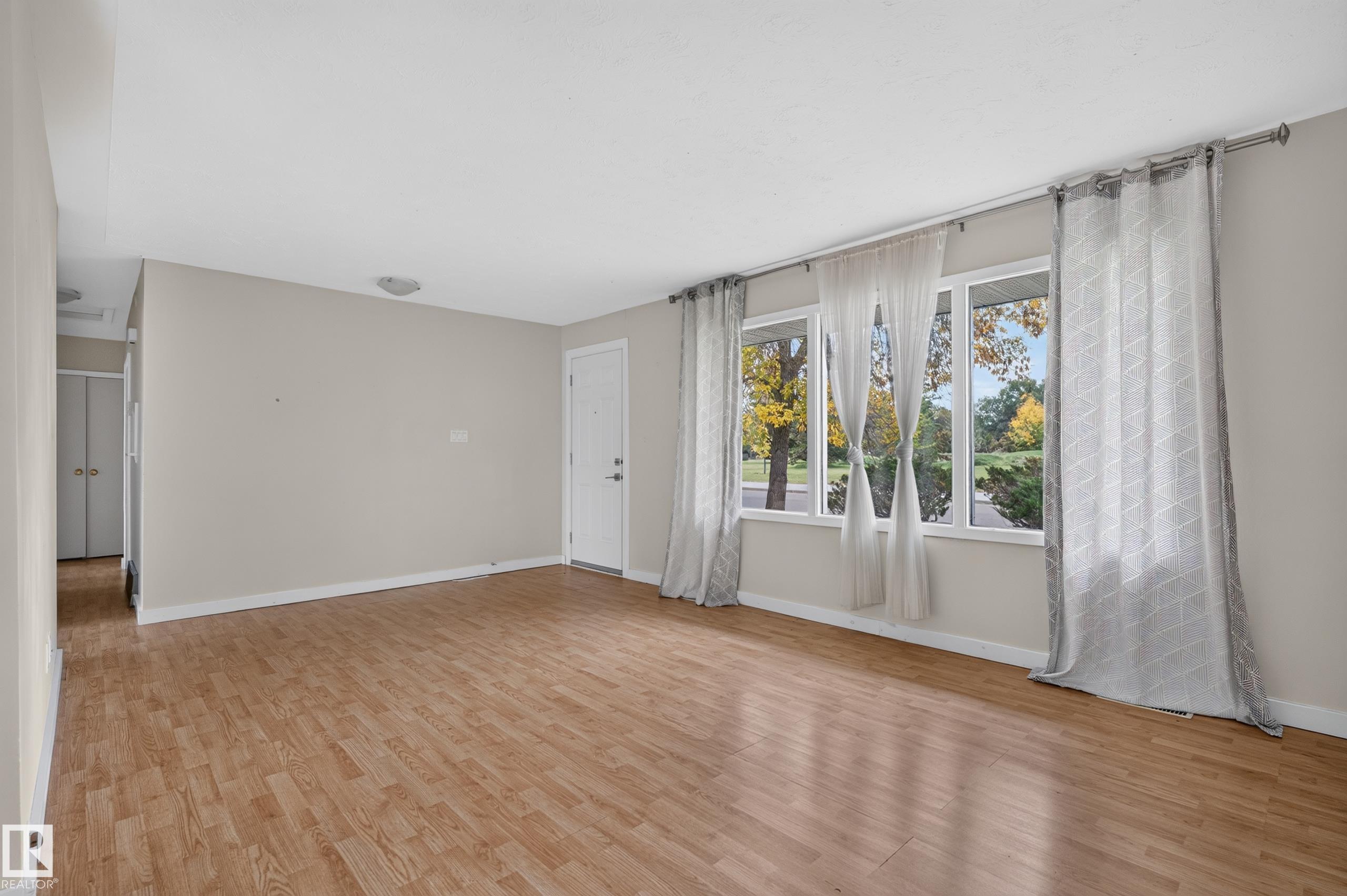 Picture for 10508 60A AV NW