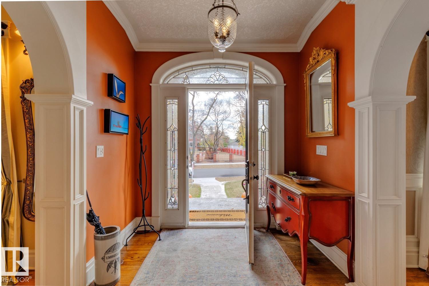 6306 111 Avenue NW, Highlands, Edmonton