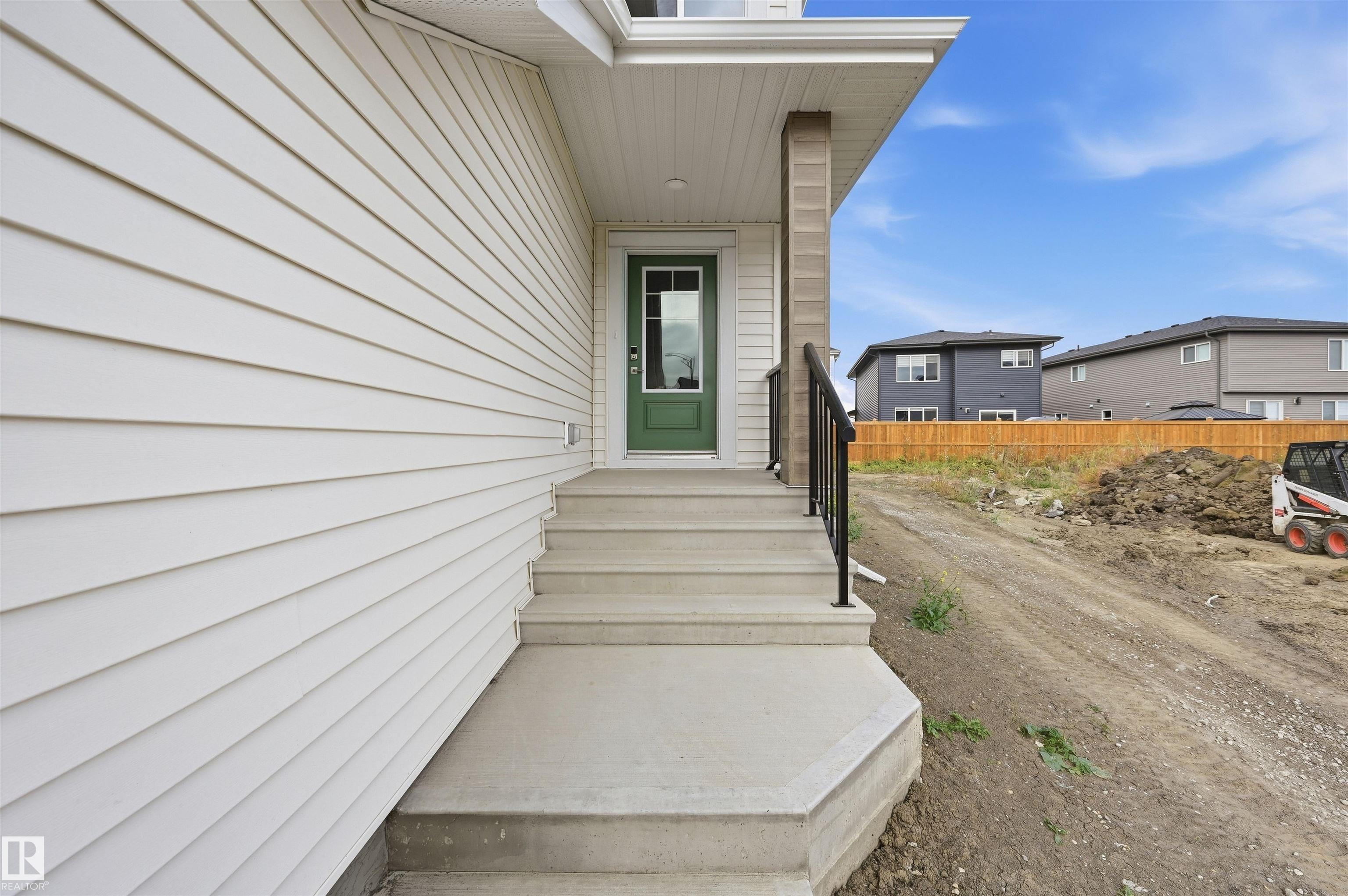 19004 20 Avenue NW, River's Edge, Edmonton