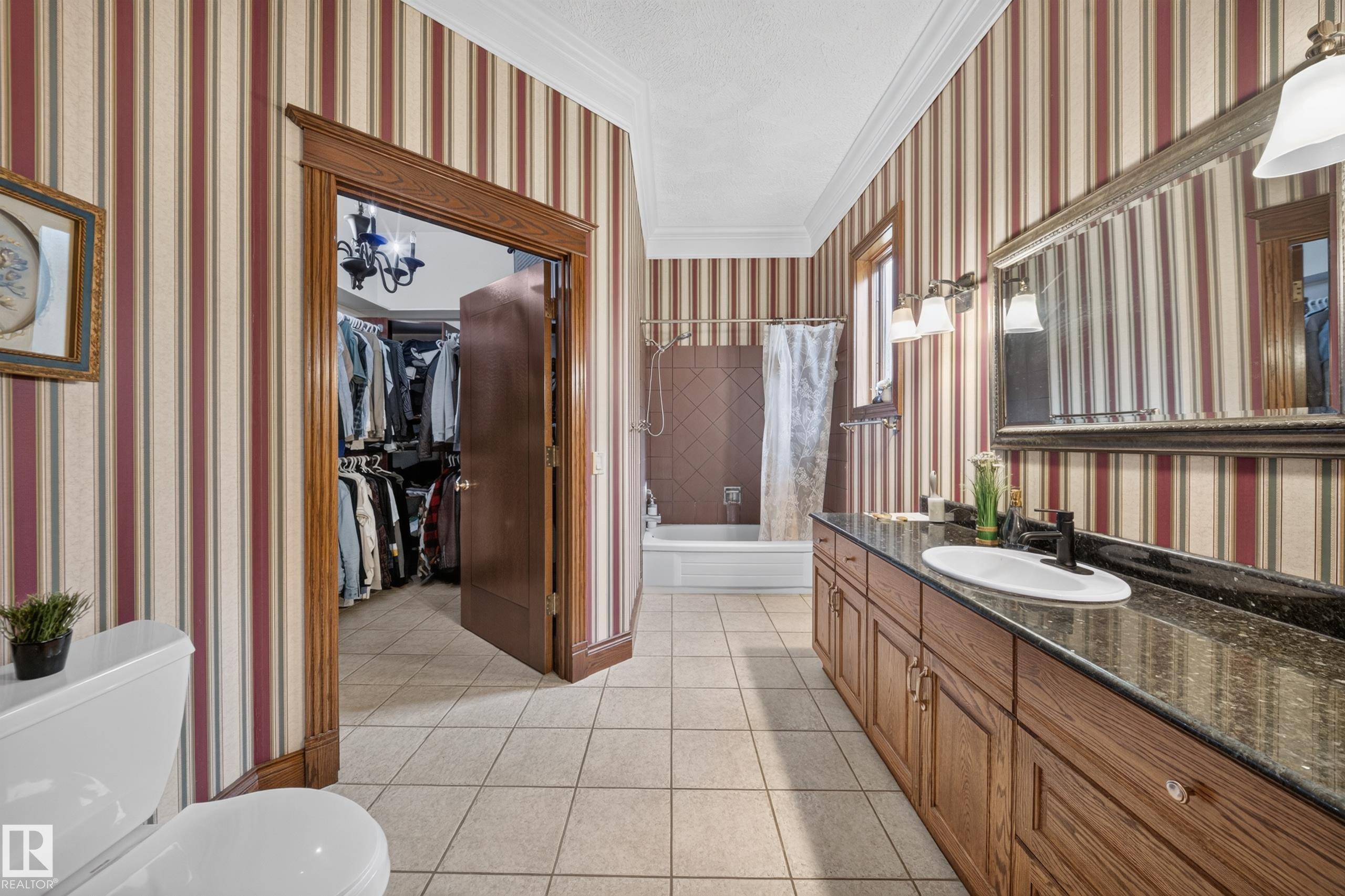 https://zimg.paragon.ice.com/ParagonImages/Property/PM/RAE/225423364/19/0/0/34f923bb690bd52ad6bb611f2b05fd8b/1/ed93fd21b60e3d36f66a9d1109638d68/225423364-afd79a46-2278-4af3-8717-8e7a505ee867.JPG