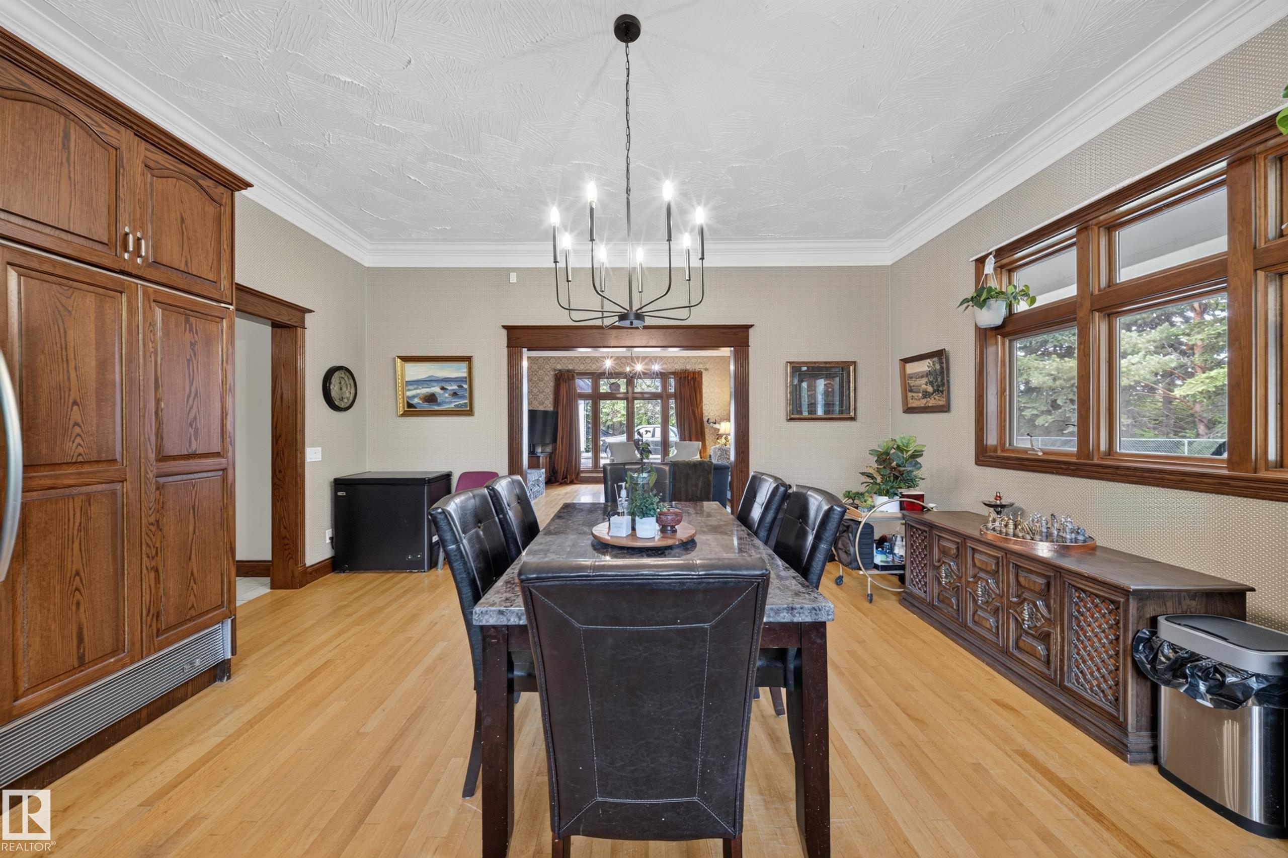 https://zimg.paragon.ice.com/ParagonImages/Property/PM/RAE/225423364/31/0/0/c16da67775cf42156871a1be989f3e77/1/ed93fd21b60e3d36f66a9d1109638d68/225423364-e5fdcc4f-d709-425f-9ca1-1f9d3d157893.JPG