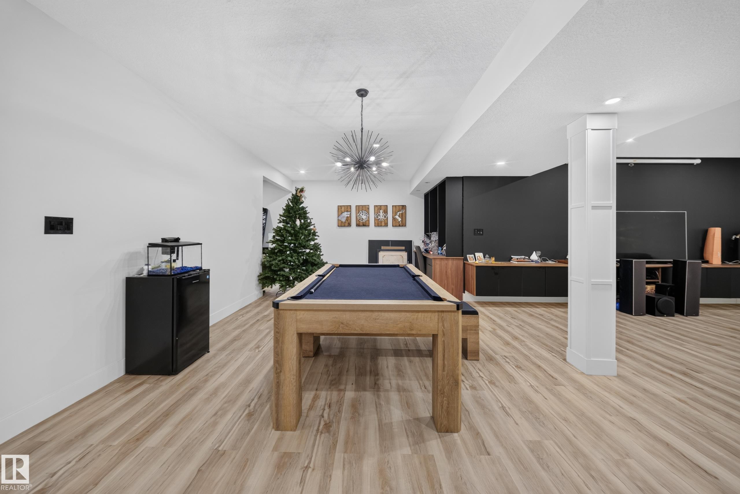 https://zimg.paragon.ice.com/ParagonImages/Property/PM/RAE/225423364/41/0/0/26c7f3ca0e72e92d796613aa1a875c8e/1/ed93fd21b60e3d36f66a9d1109638d68/225423364-f486d1b6-f9ac-4c85-80d8-af29d86f1f11.JPG