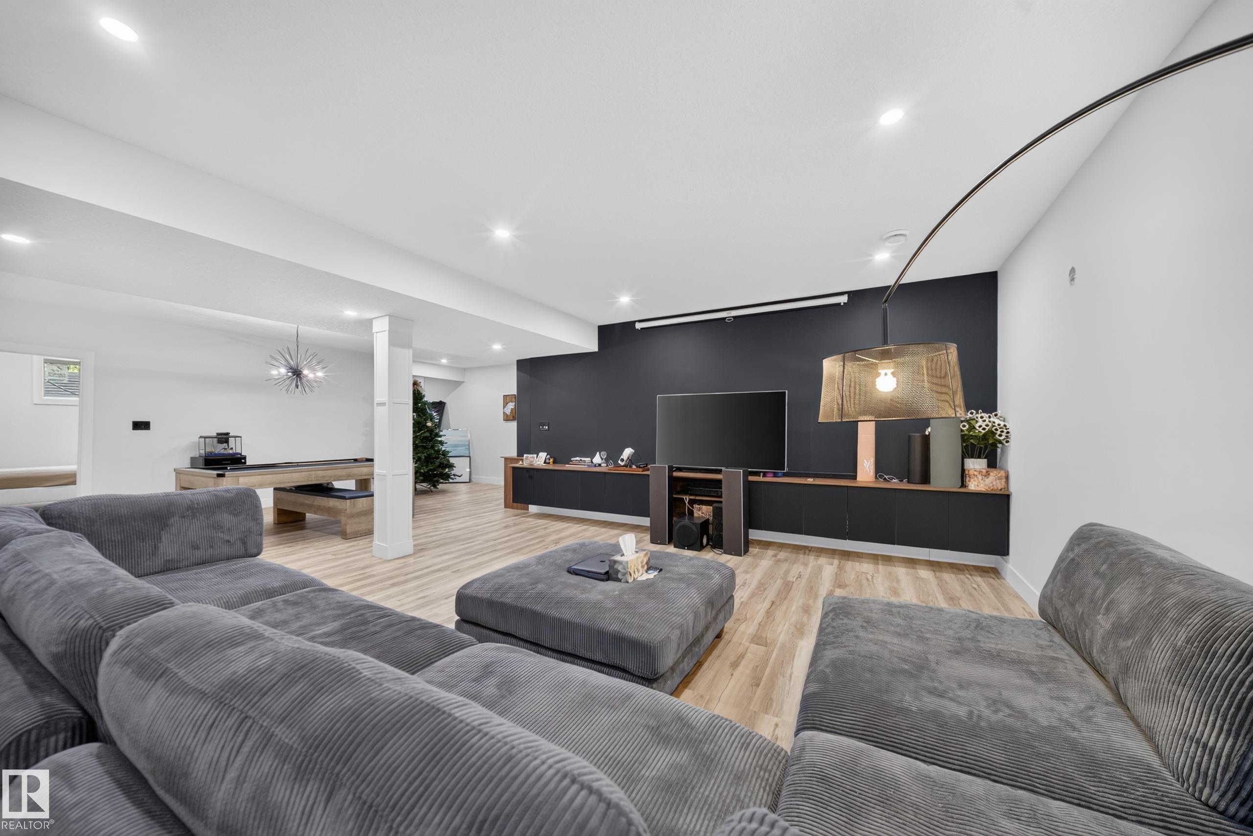 https://zimg.paragon.ice.com/ParagonImages/Property/PM/RAE/225423364/44/0/0/259c262565da0cc322d2b7c5f4f19132/1/ed93fd21b60e3d36f66a9d1109638d68/225423364-f4dcdb80-d070-452d-a10c-91356ec255f7.JPG