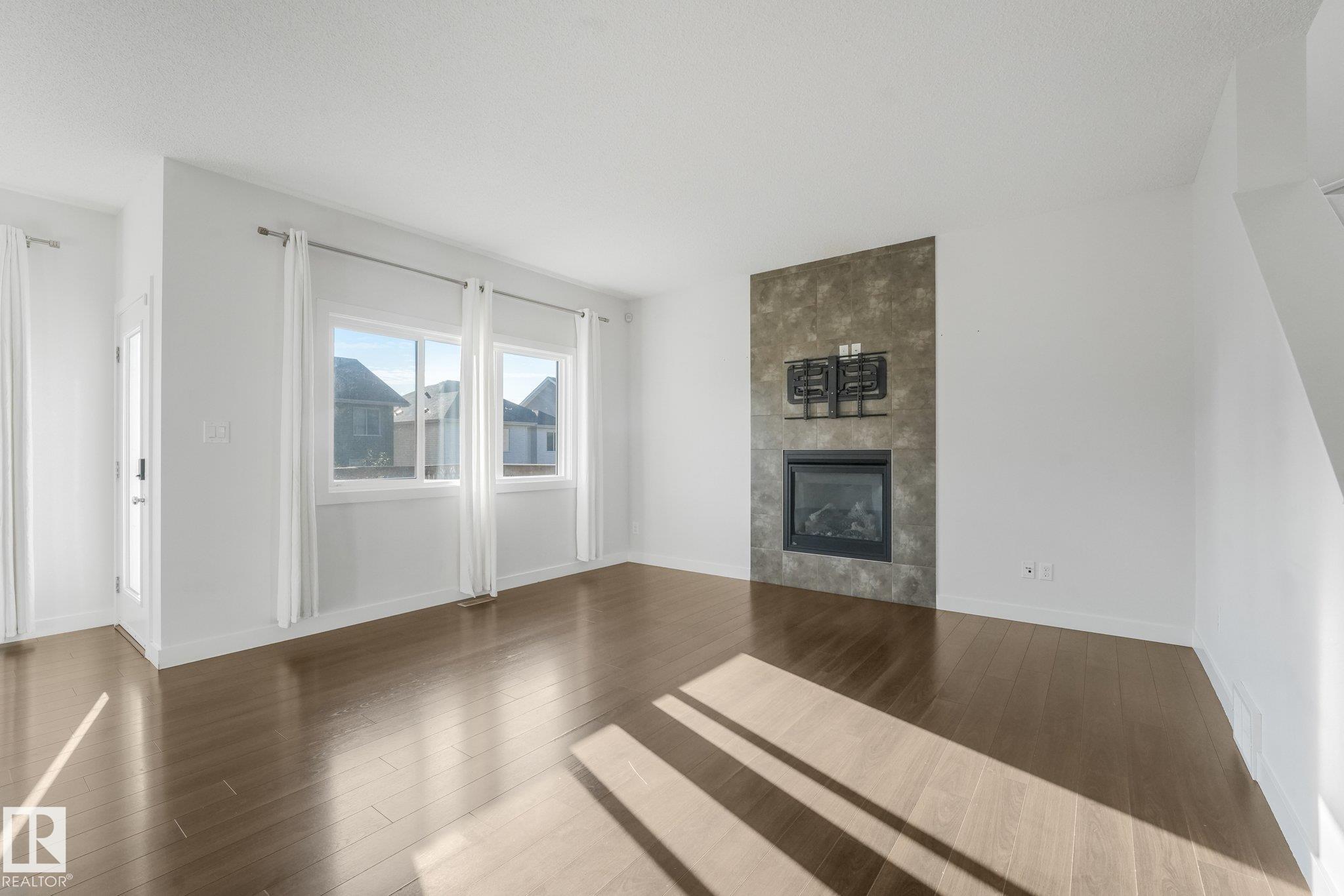 Photo 12 at 7832 Erasmus Wynd NW, Edgemont, Edmonton