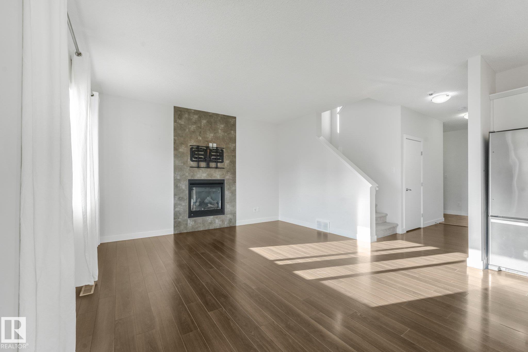 Photo 13 at 7832 Erasmus Wynd NW, Edgemont, Edmonton