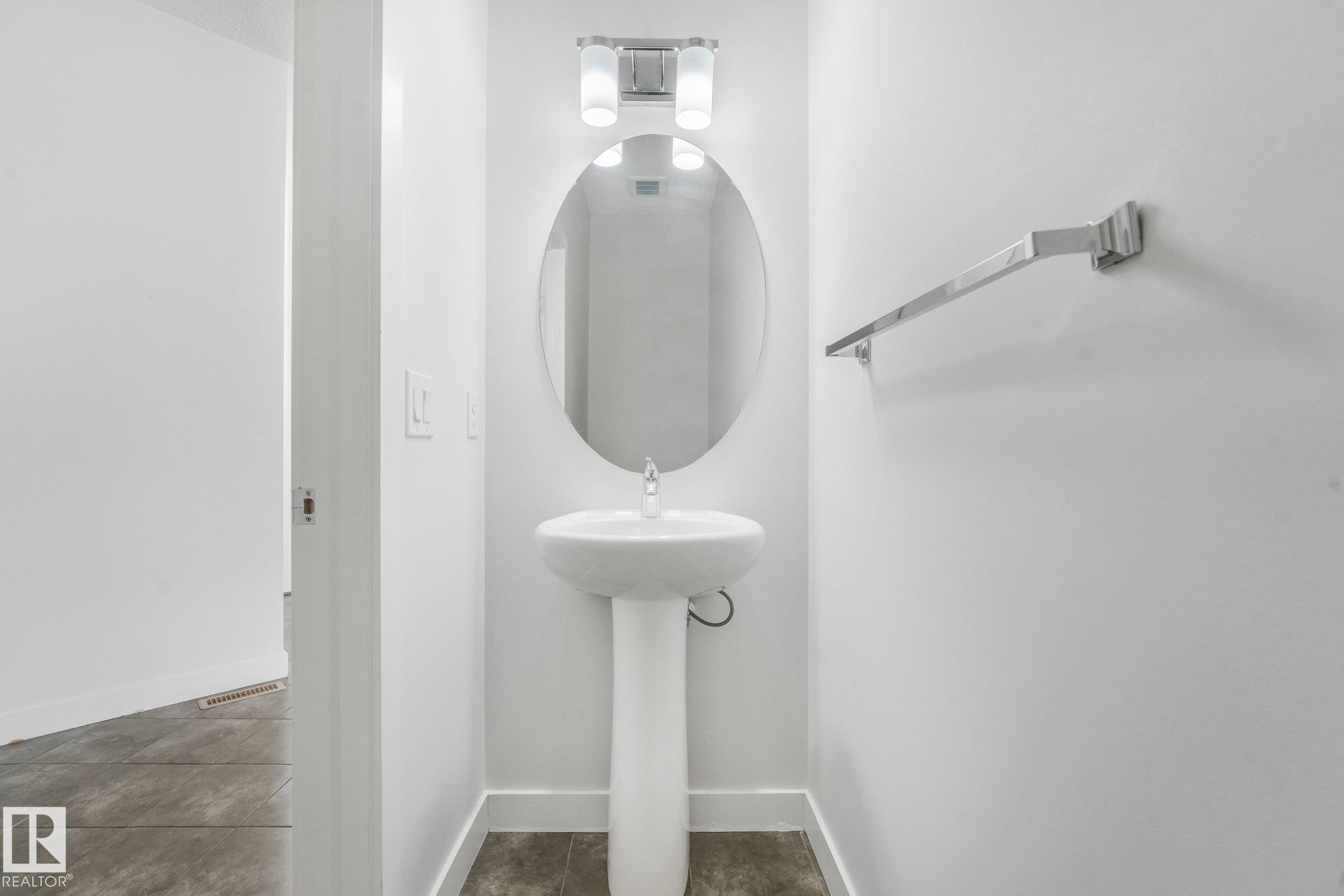 Photo 8 at 7832 Erasmus Wynd NW, Edgemont, Edmonton