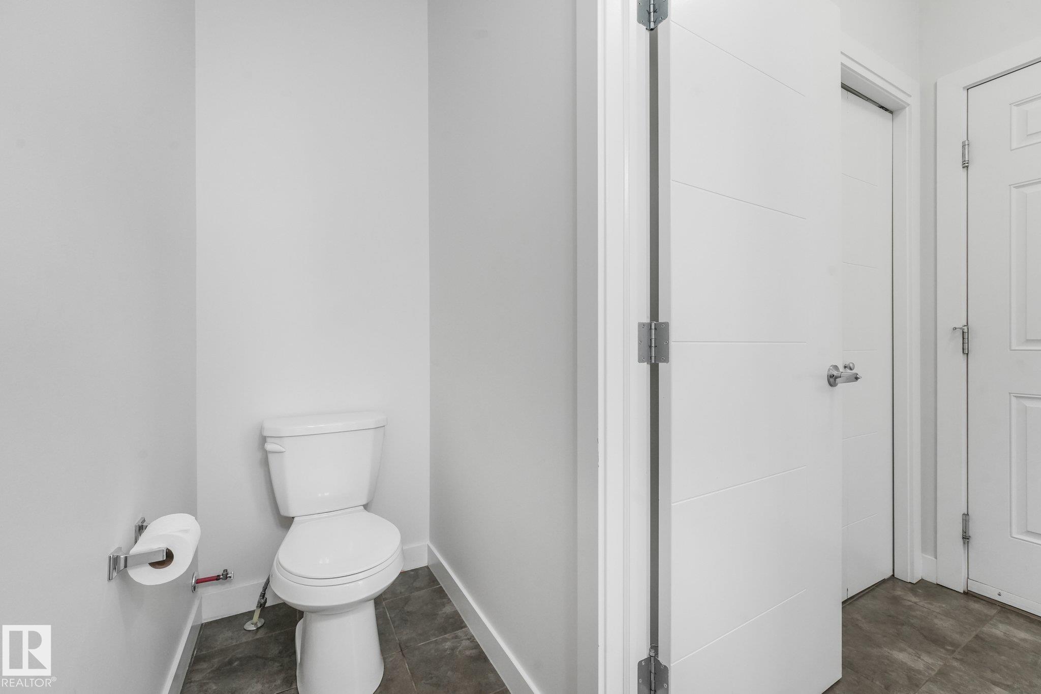 Photo 9 at 7832 Erasmus Wynd NW, Edgemont, Edmonton