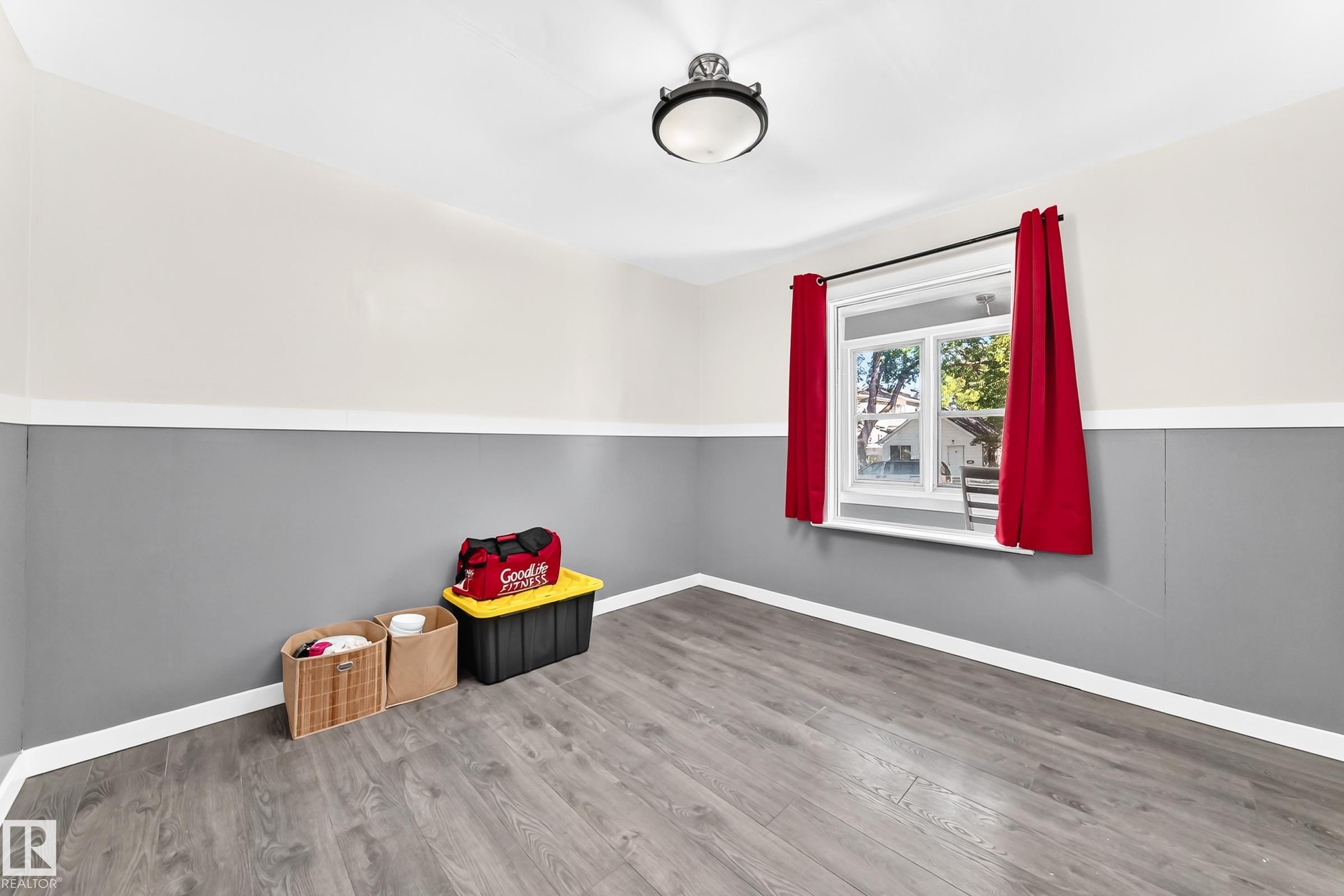 https://zimg.paragon.ice.com/ParagonImages/Property/PM/RAE/225423384/20/0/0/6cb39e1701295304527453245b5d7f2f/1/55b03bf71892dc080e0d1937c063689d/225423384-495e807c-bfa7-4dc1-a37a-0ba9b53e6aaa.JPG