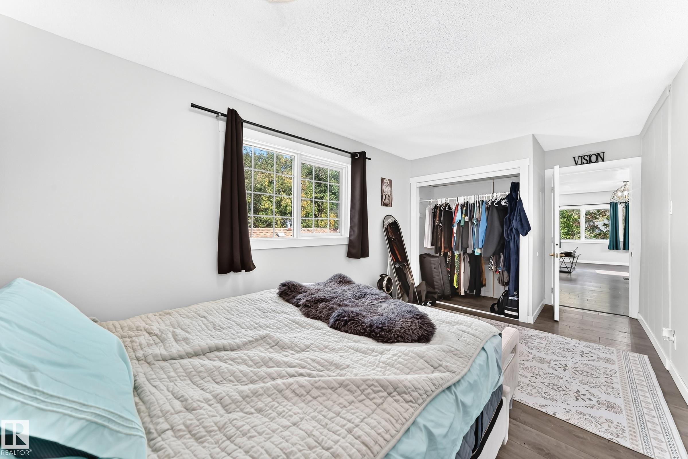 https://zimg.paragon.ice.com/ParagonImages/Property/PM/RAE/225423384/27/0/0/eb16136f31ebb2313c370a62fb06d566/1/55b03bf71892dc080e0d1937c063689d/225423384-4d5fd679-bf53-443a-bac0-d5865019a7c9.JPG