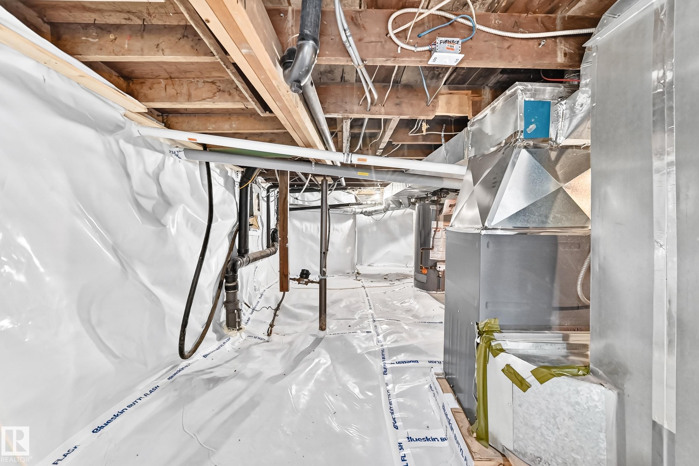 https://zimg.paragon.ice.com/ParagonImages/Property/PM/RAE/225423384/42/0/0/714d93ca59456c52dff0288a8ec69811/1/55b03bf71892dc080e0d1937c063689d/225423384-86e86e8d-bc65-4bee-bd63-f582640b9c9f.JPG