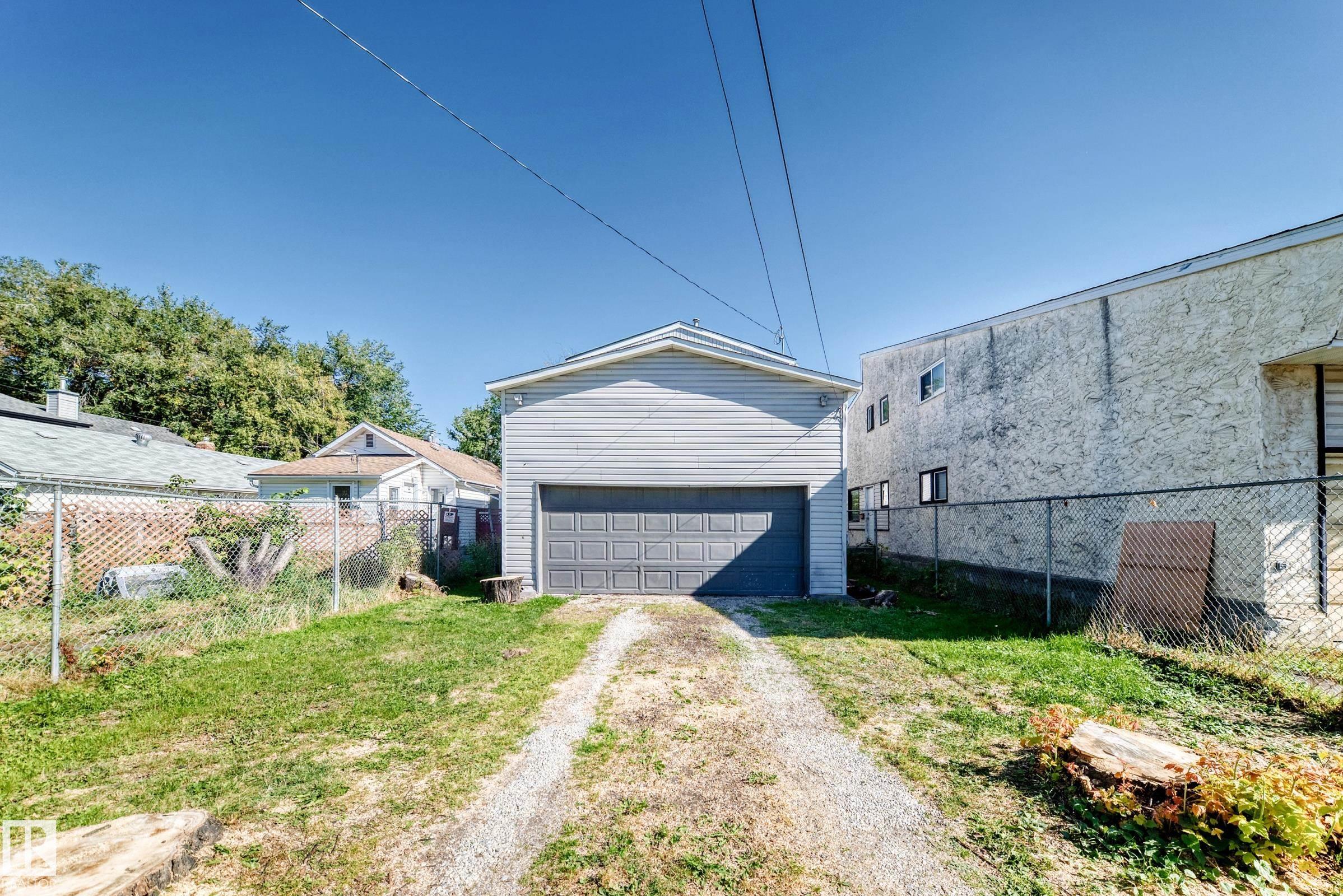 https://zimg.paragon.ice.com/ParagonImages/Property/PM/RAE/225423384/47/0/0/4be282a91e17e09cdfe5d50efe0cc0fd/1/55b03bf71892dc080e0d1937c063689d/225423384-226a3c61-dee3-490a-95f0-667b8d44deae.JPG