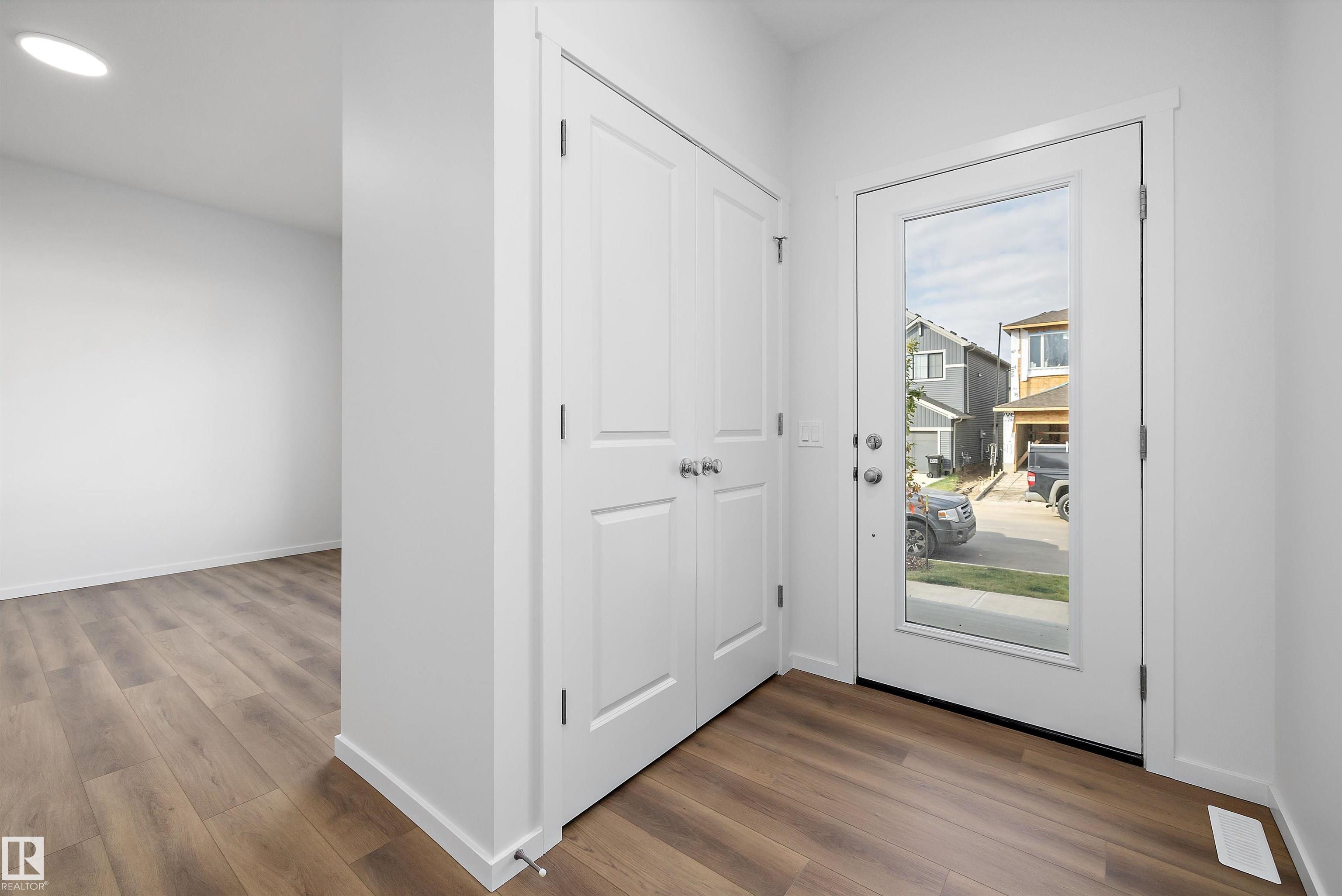 9103 Elves Loop NW, Edgemont, Edmonton
