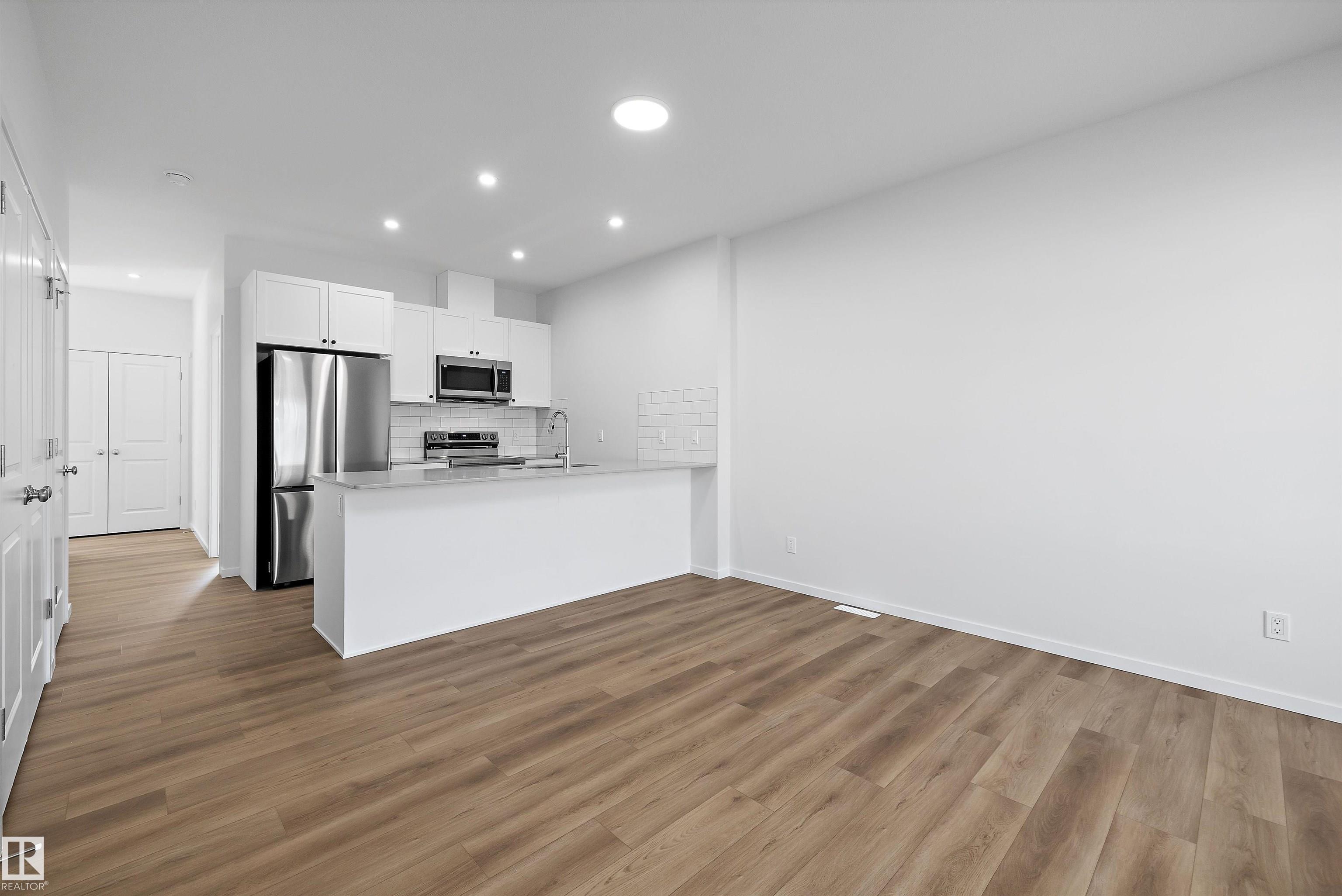 Photo 9 at 9103 Elves Loop NW, Edgemont, Edmonton